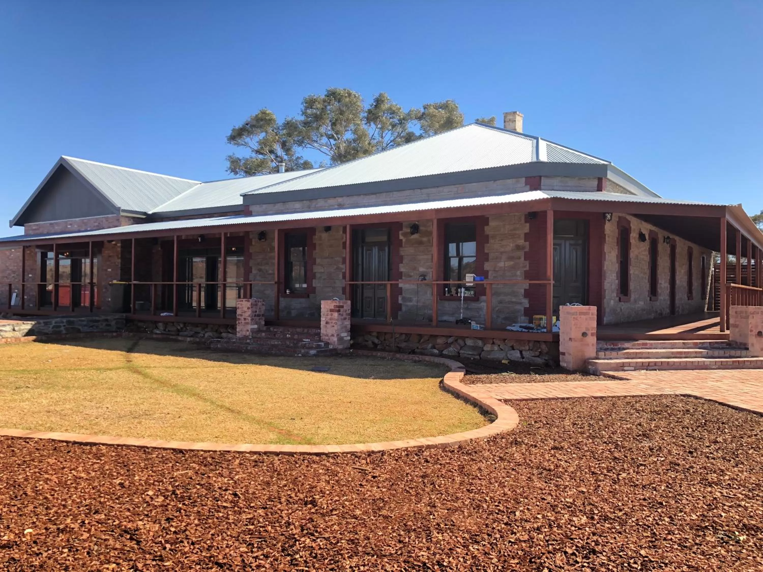 Property building in Broken Hill Outback Resort