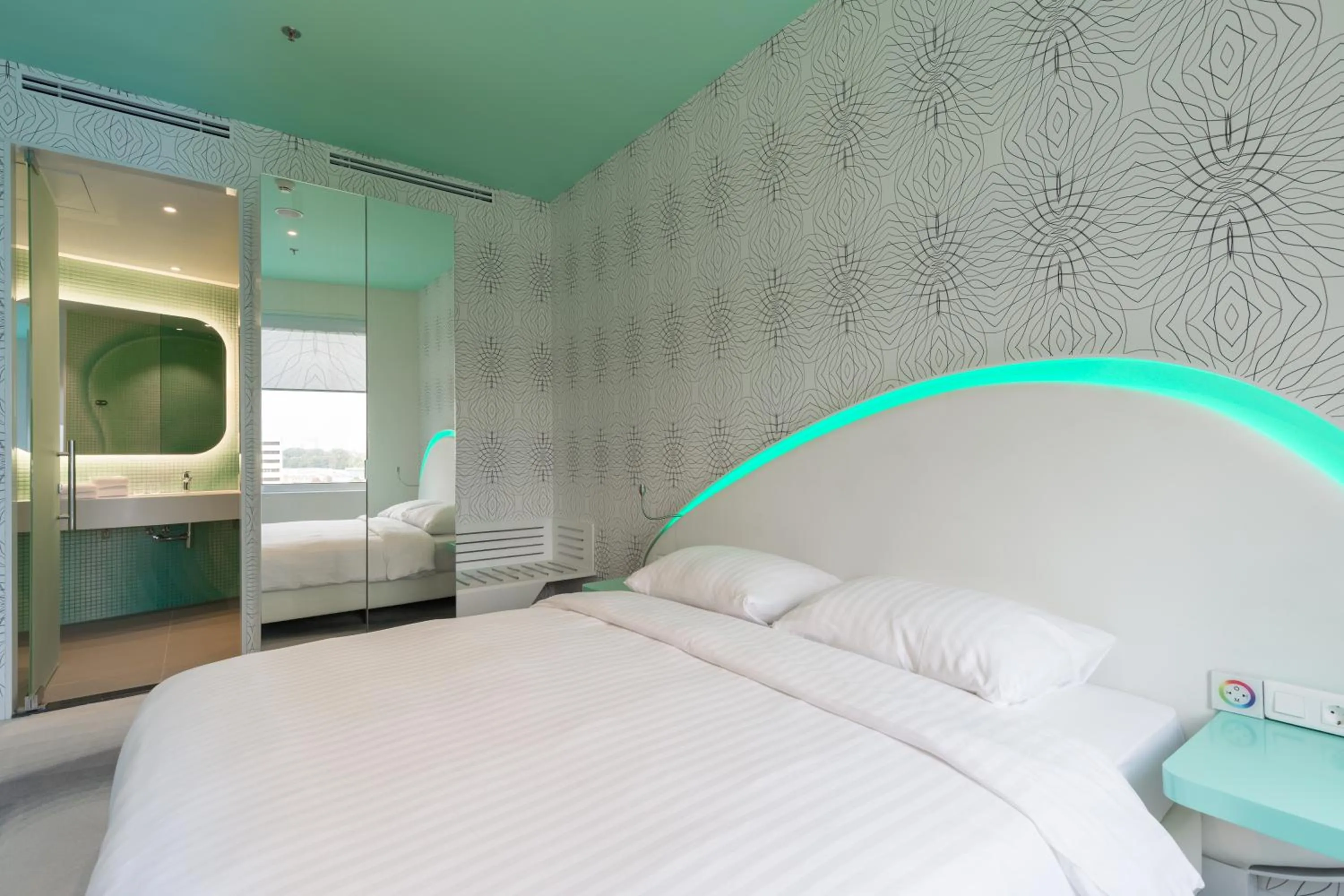 Bed in Park Inn by Radisson Amsterdam City West