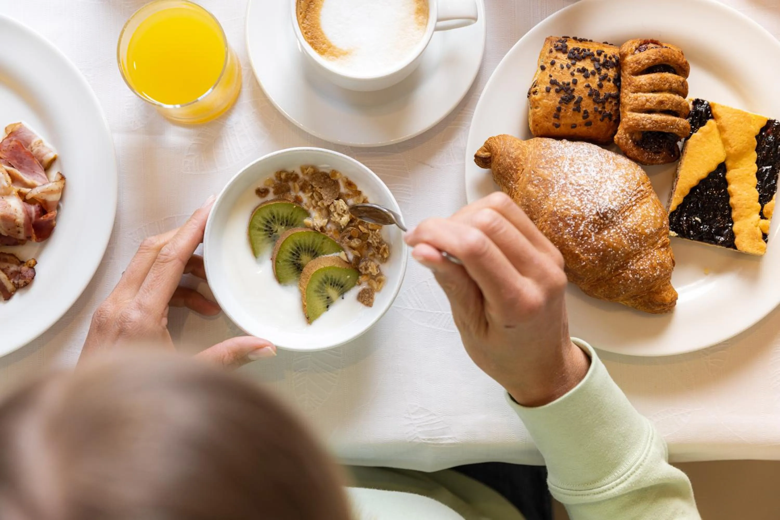 Breakfast in Hotel Nele