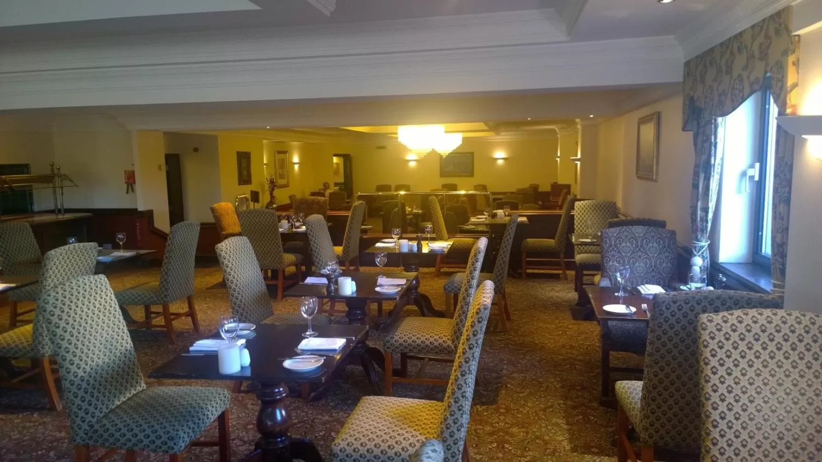 Restaurant/places to eat in The Waterside