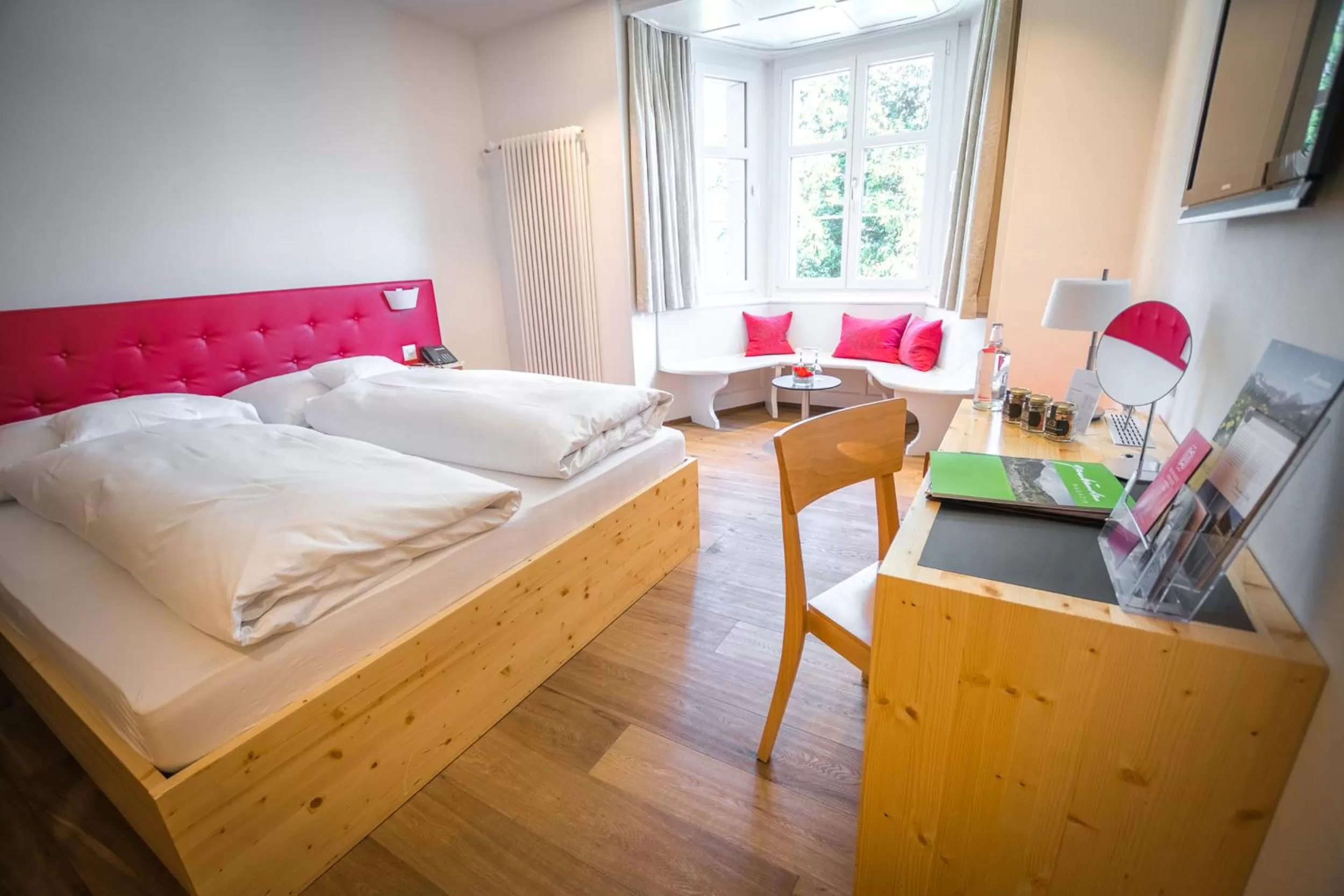 Photo of the whole room, Bed in Blatter's Arosa Hotel & Bella Vista SPA