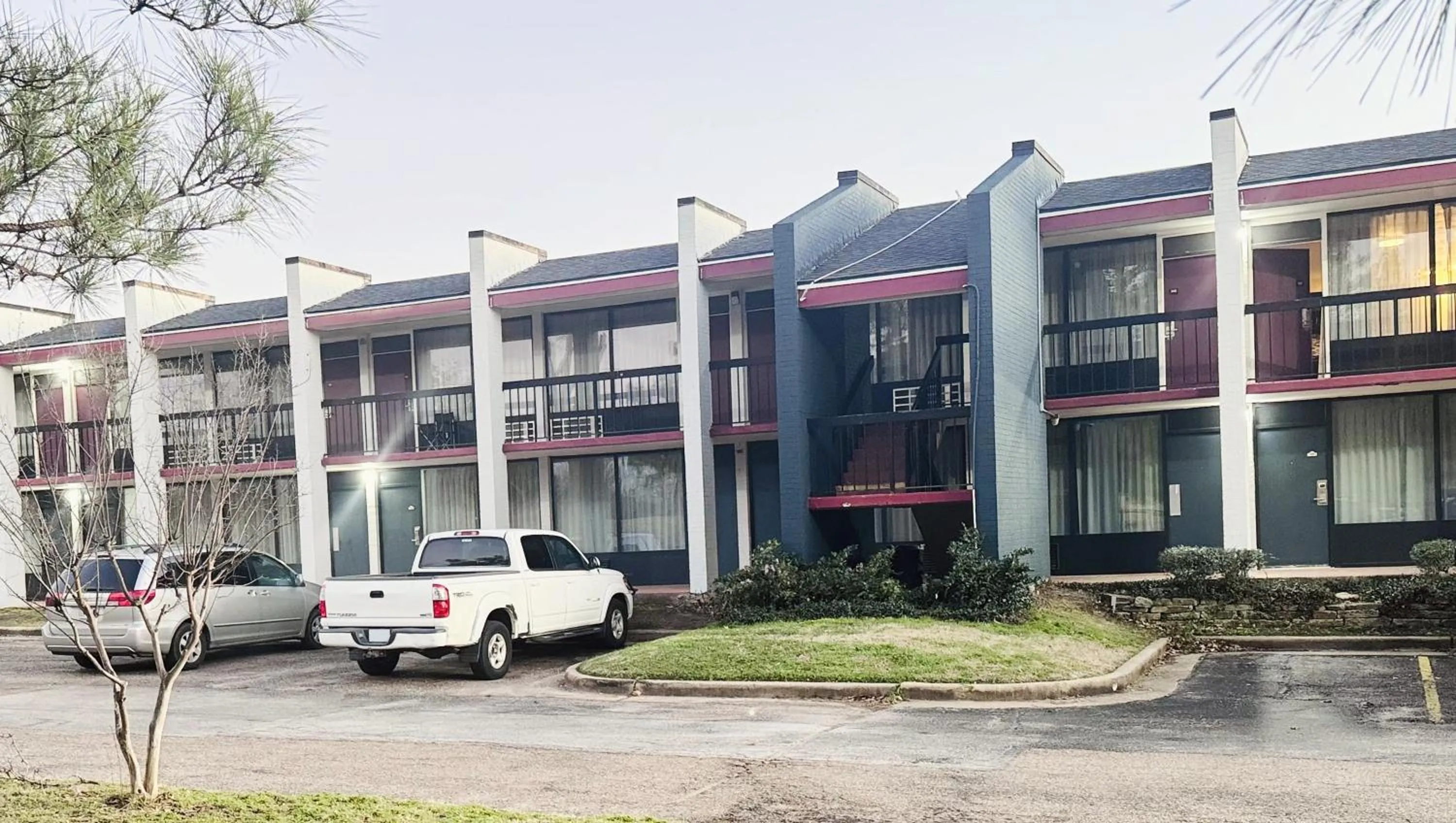 Property building in Magnuson Grand Hotel and Conference Center Tyler