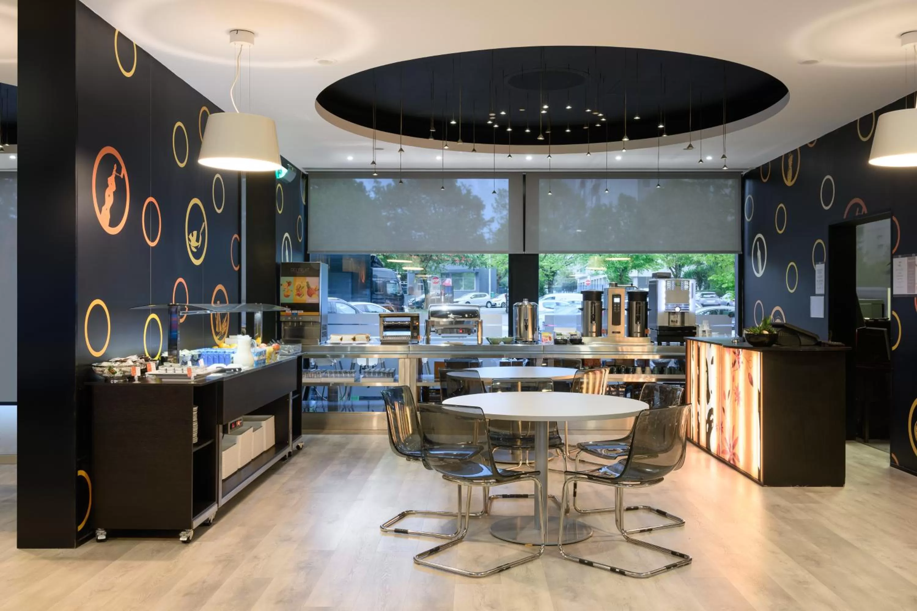 Restaurant/places to eat in Star Inn Porto