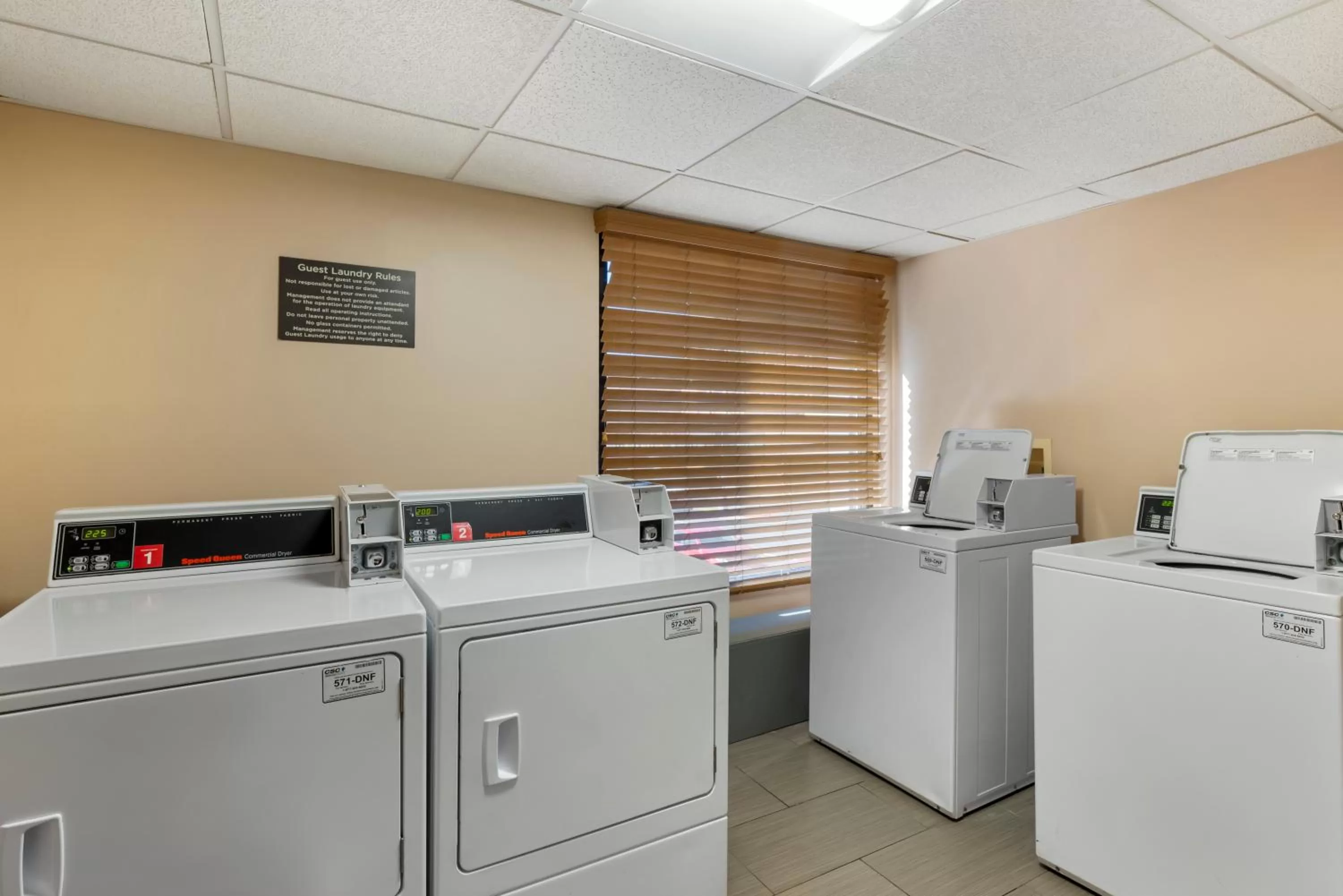 laundry in Best Western PLUS Executive Hotel Richmond