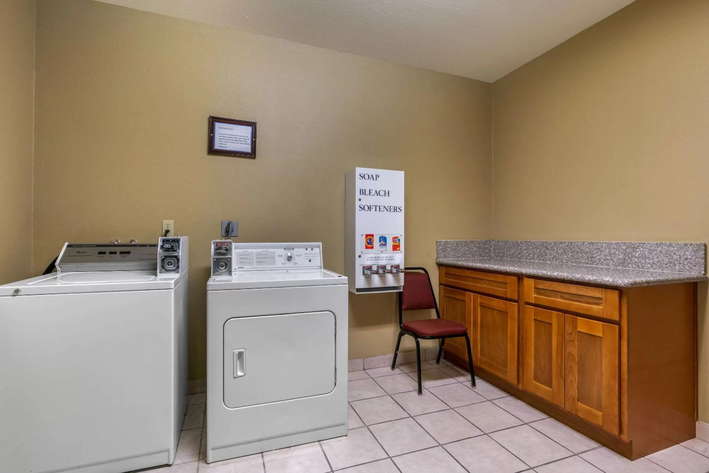 Other in Comfort Inn & Suites Sacramento - University Area