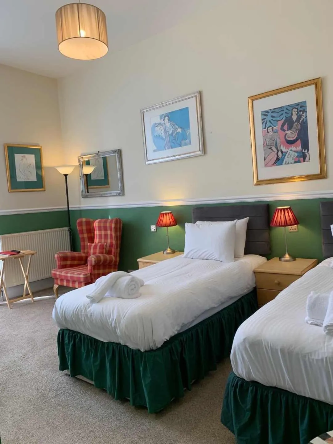 Photo of the whole room, Bed in Southside Guest House