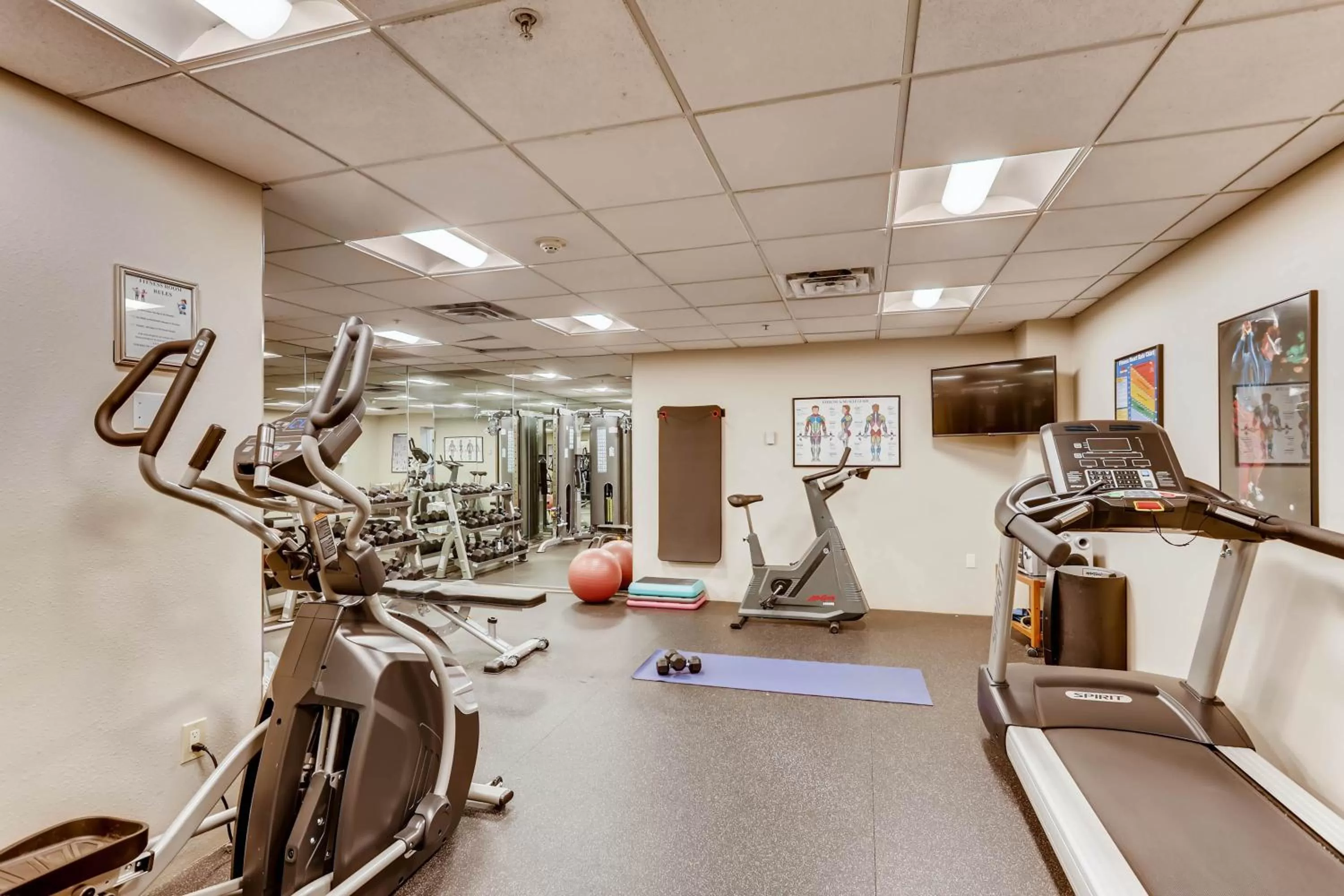 Fitness centre/facilities in Simba Run Vail Condominiums
