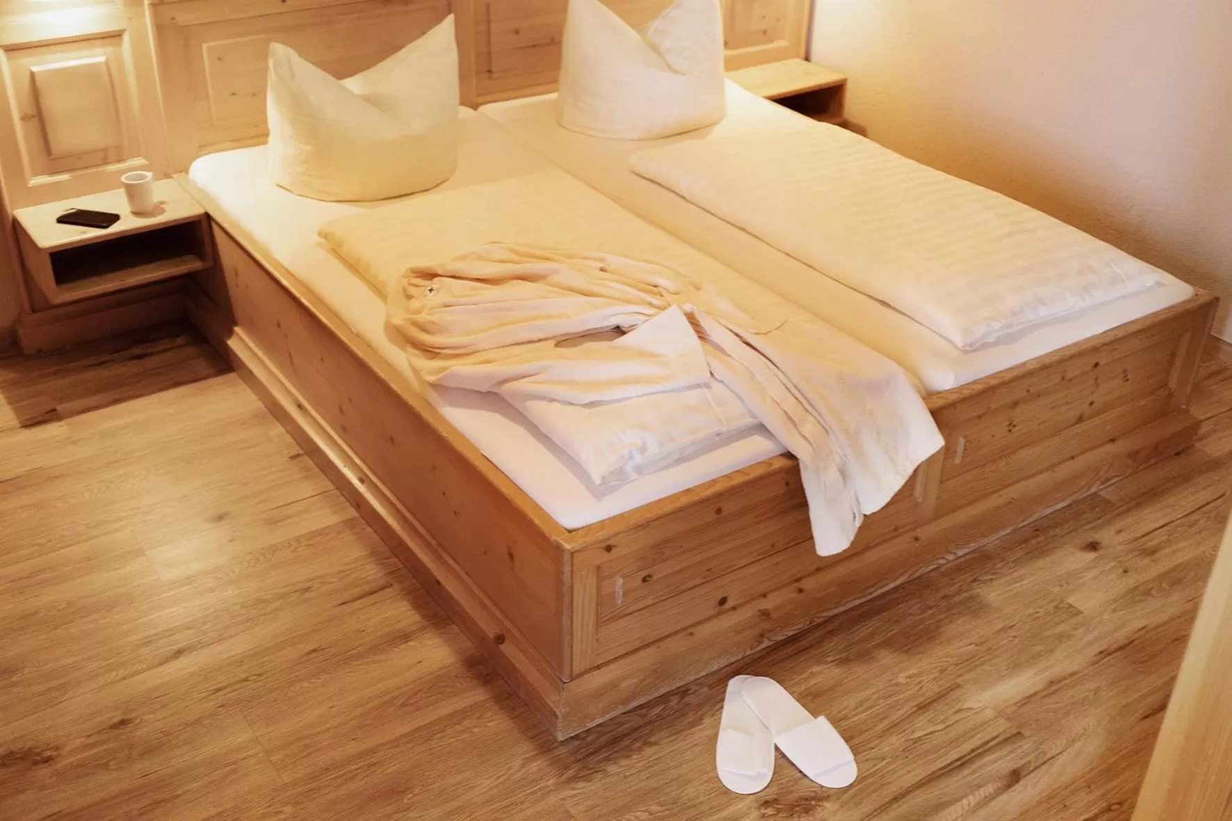 Photo of the whole room, Bed in Hotel Ahornhof