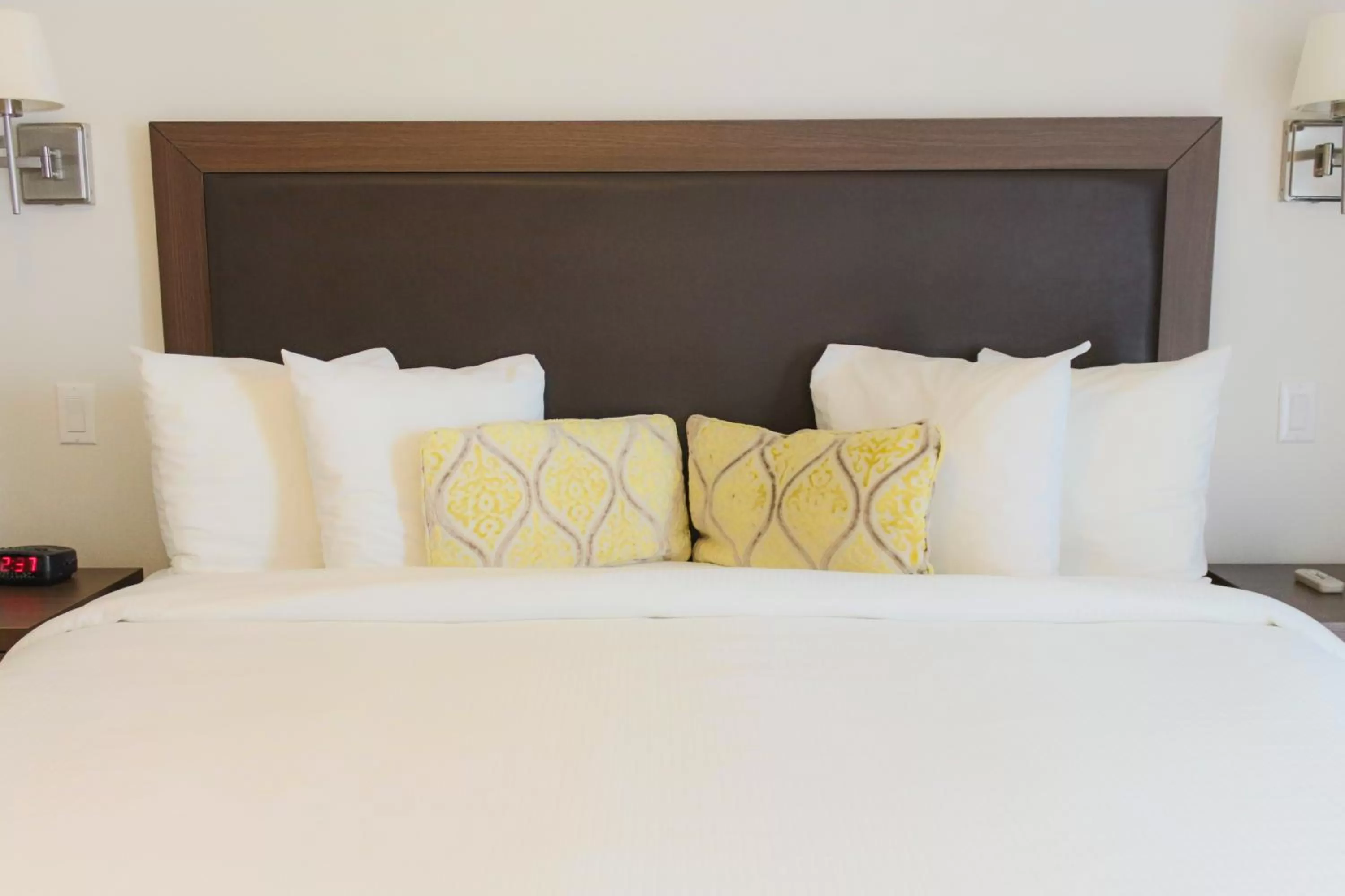 Bed in Collins Hotel