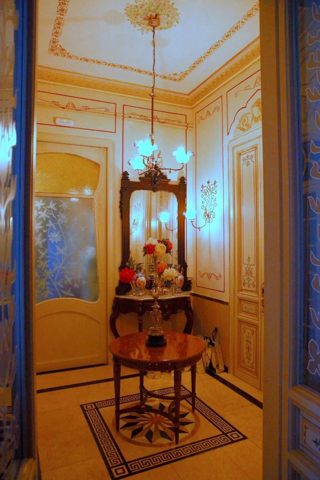 Property building in Sitges Royal Rooms