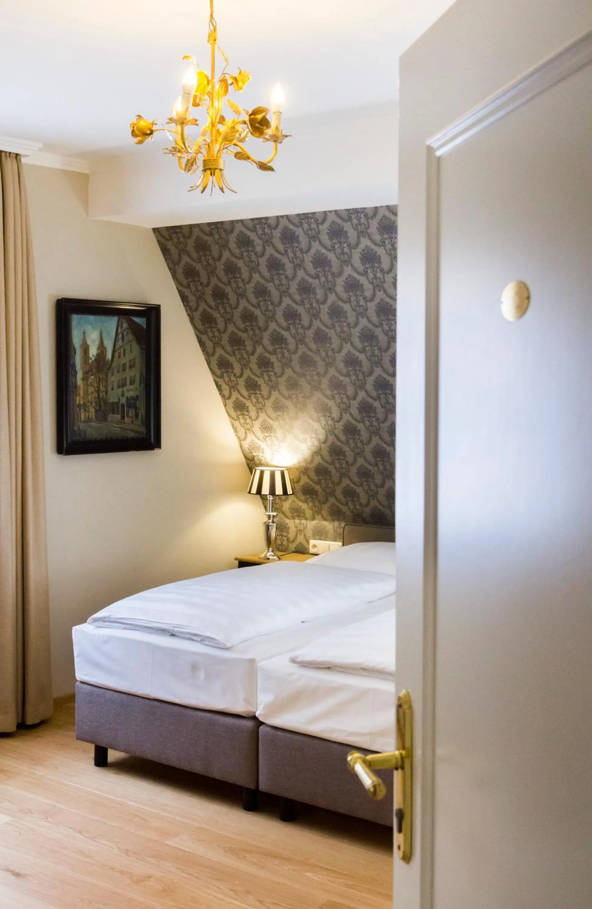 Photo of the whole room, Bed in Hotel Reichsküchenmeister