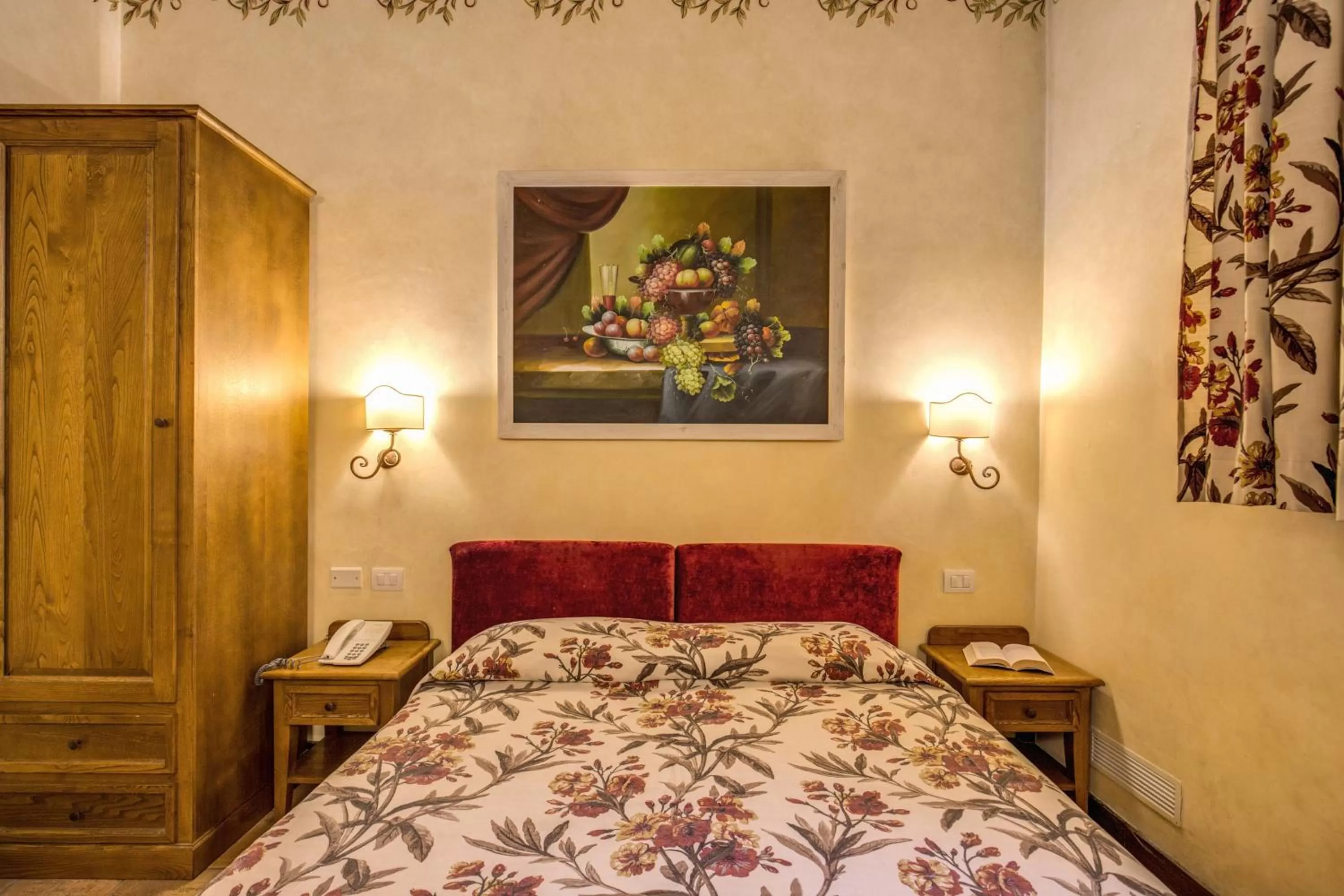 Bedroom, Bed in Residenza San Calisto