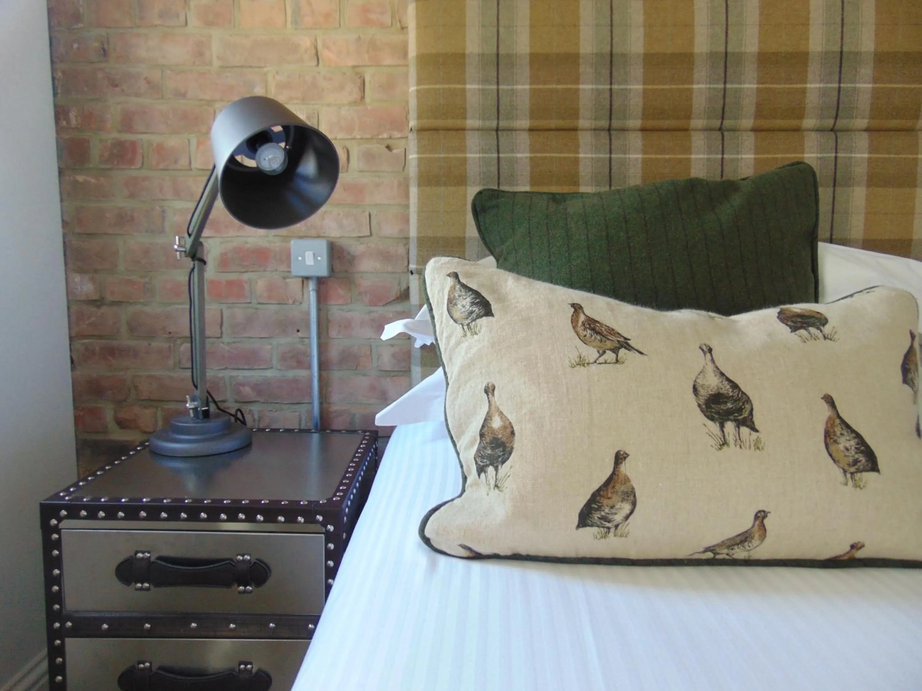 Decorative detail, Bed in The Gannet Inn