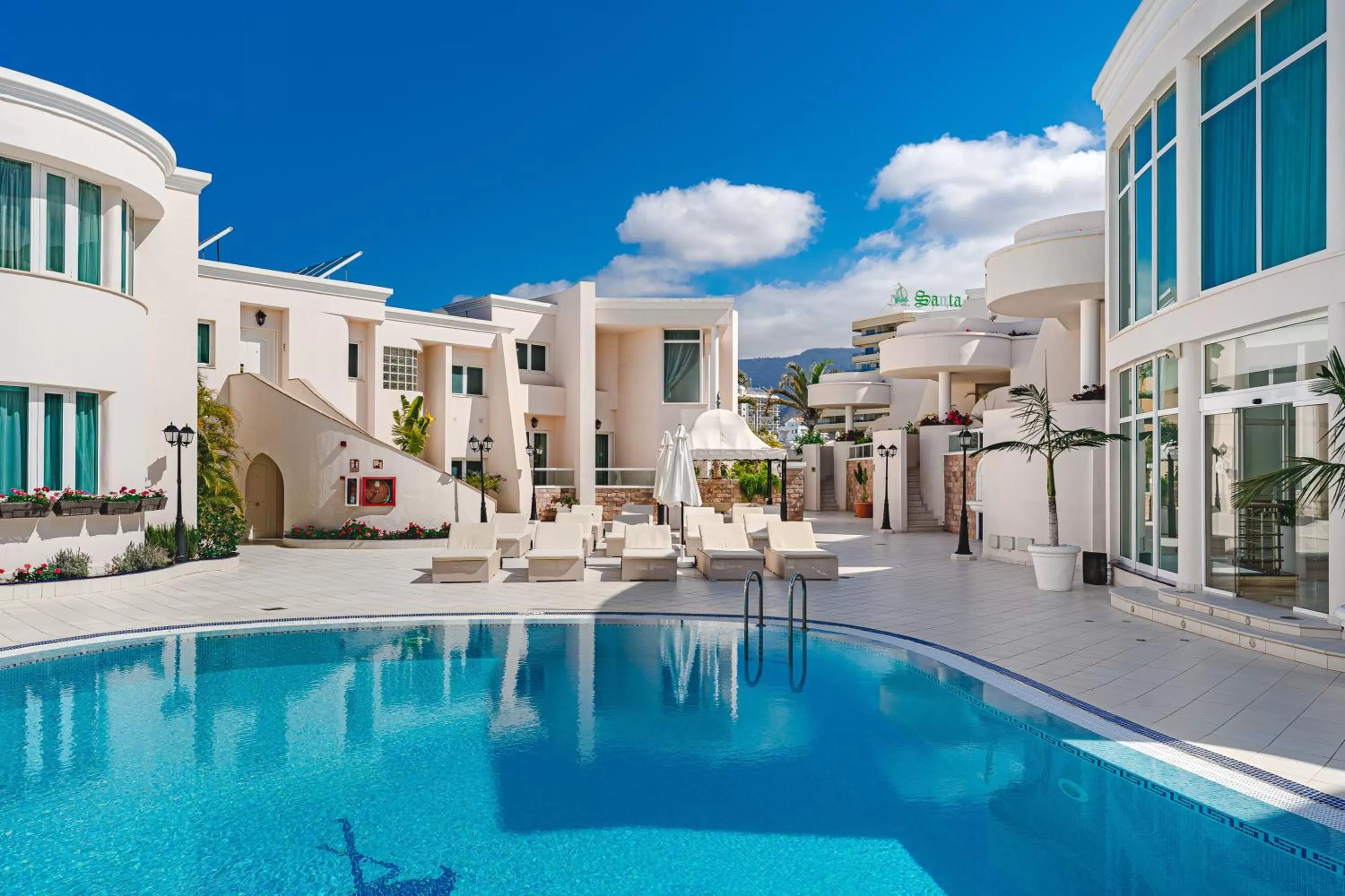 Property building in Flamingo Suites Boutique Hotel