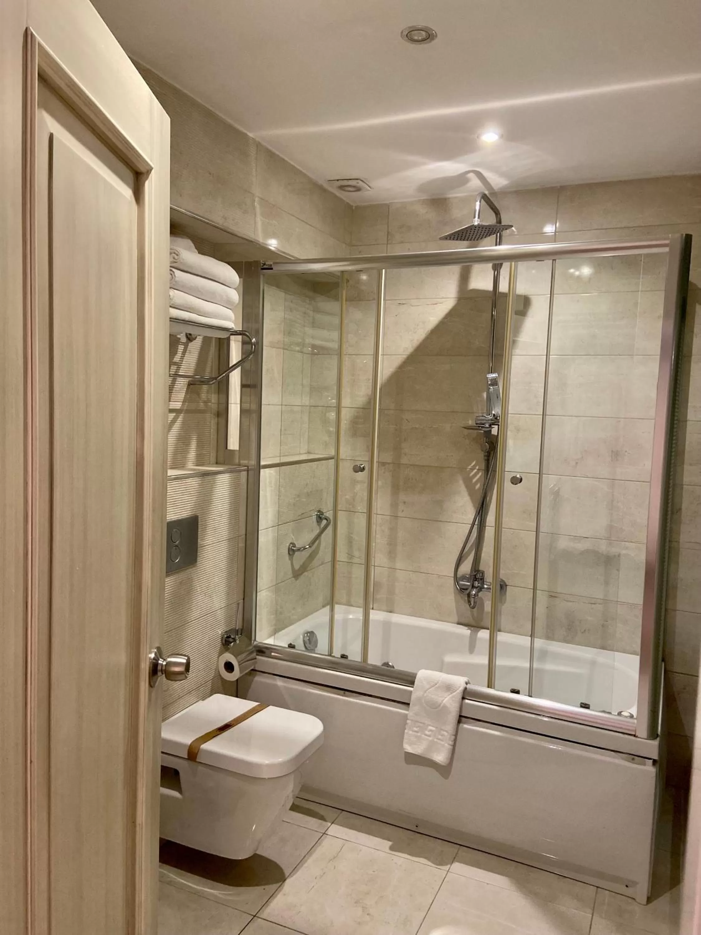 Bathroom in Arena Hotel - Special Class