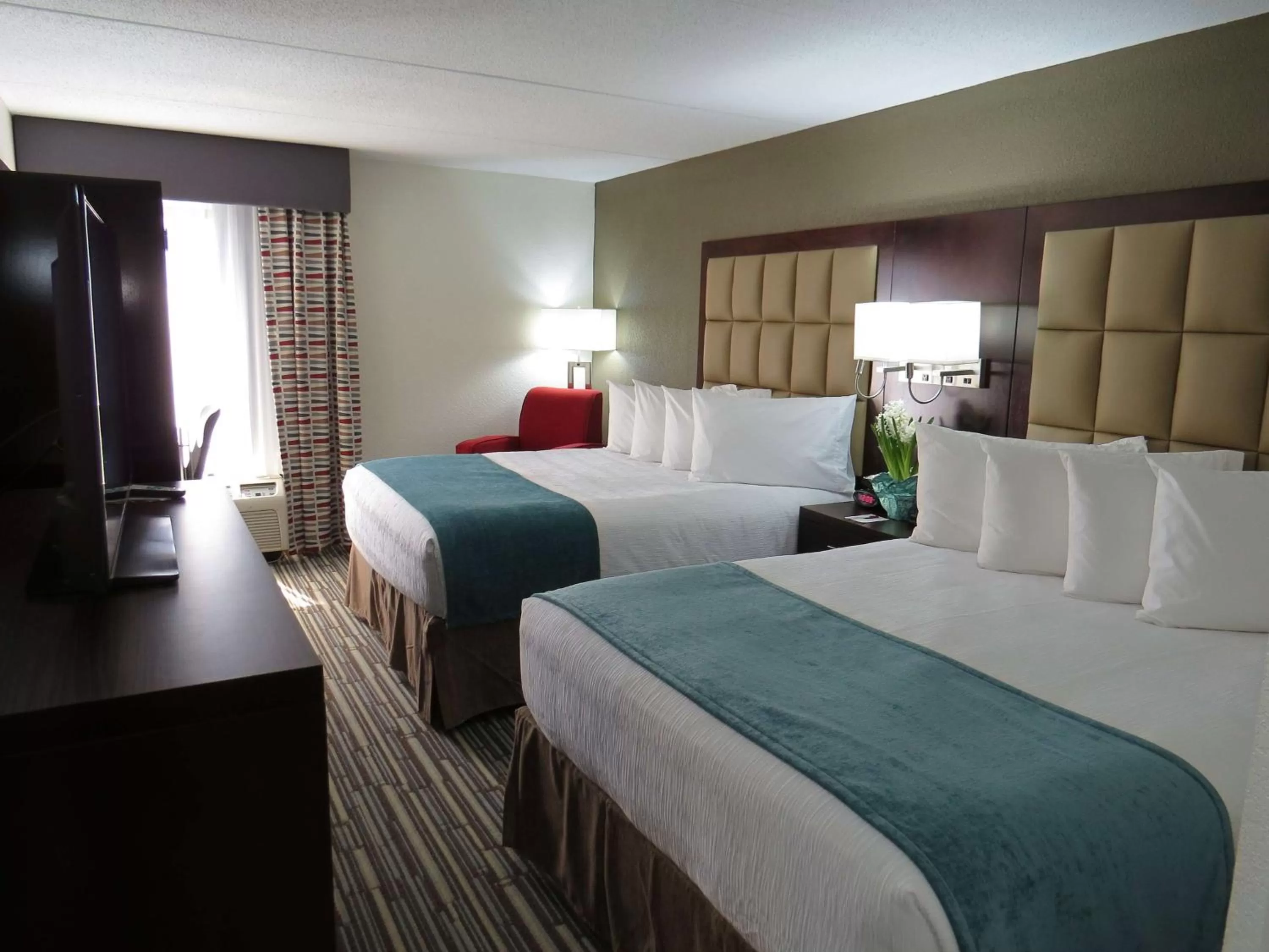 Queen Room with Two Queen Beds - Non-Smoking in Hotel Concord Syracuse, an Ascend Collection Hotel