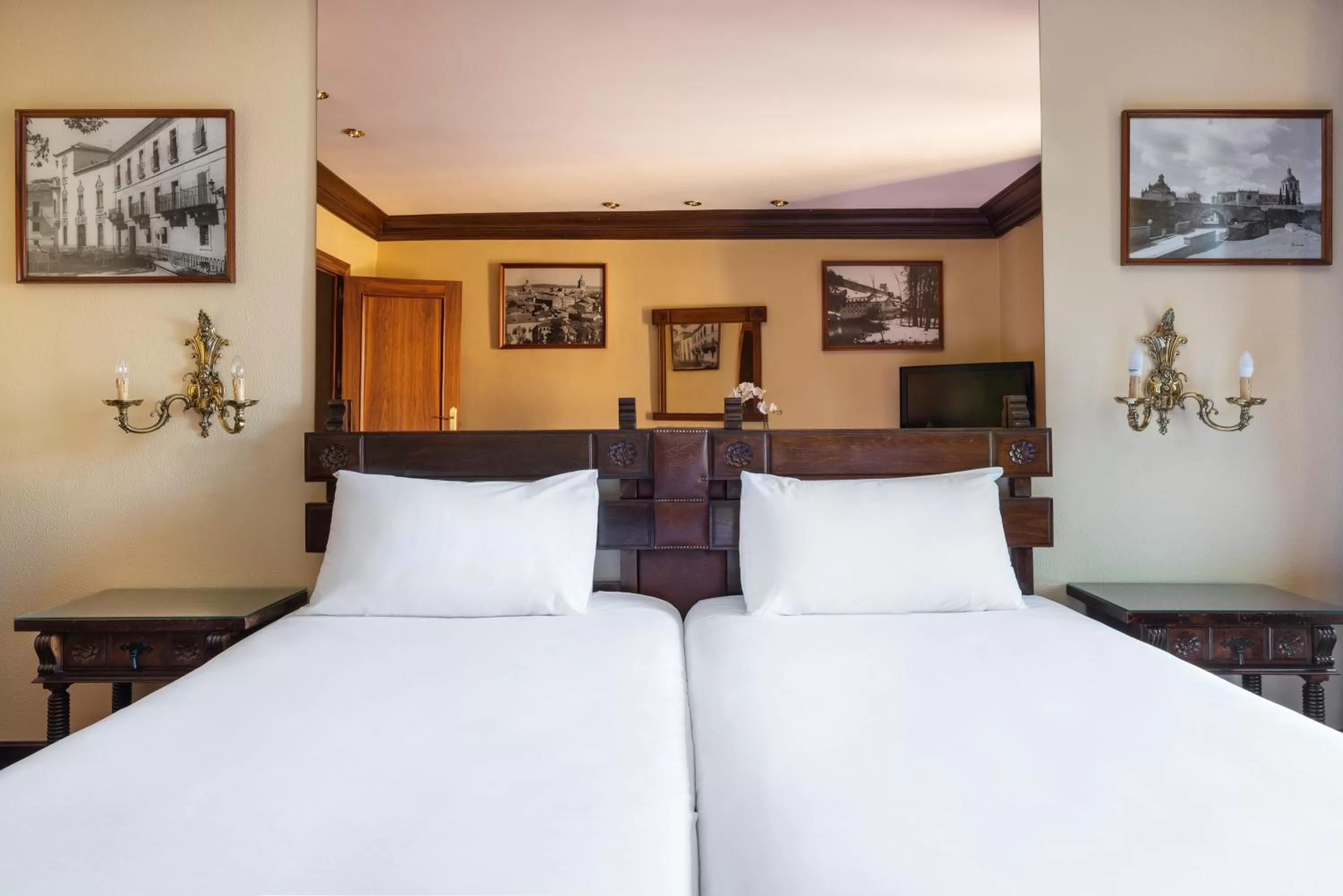 Bedroom, Bed in Crisol Conde Rodrigo