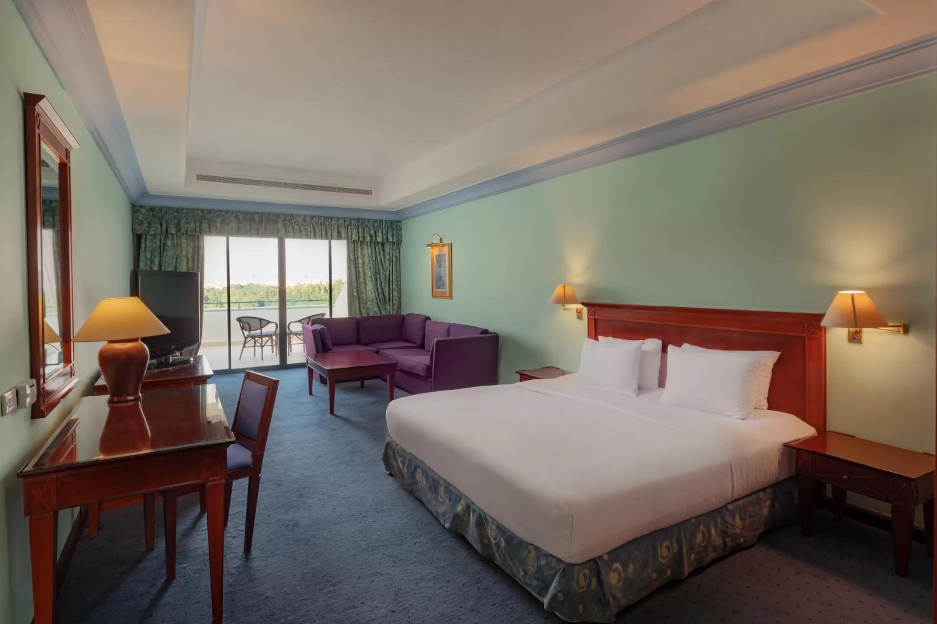 TV and multimedia, Bed in Hilton Pyramids Golf