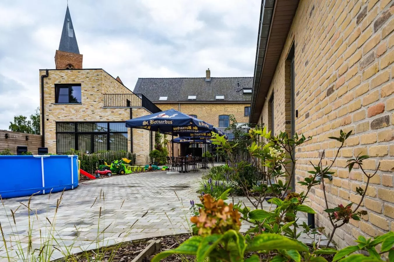 Property Building in Oud Gemeentehuis