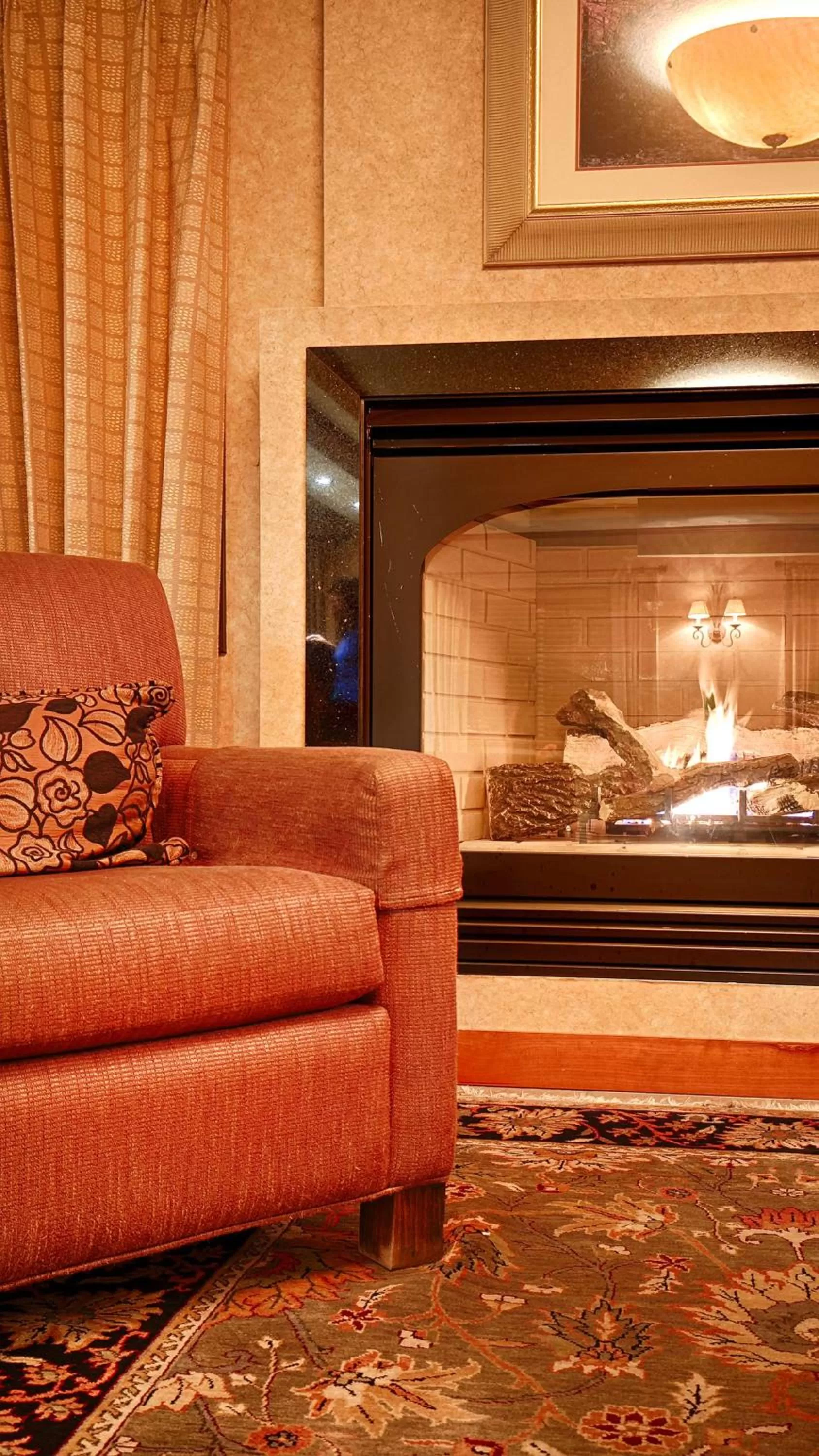 Seating area in Best Western Plus Northwind Inn & Suites