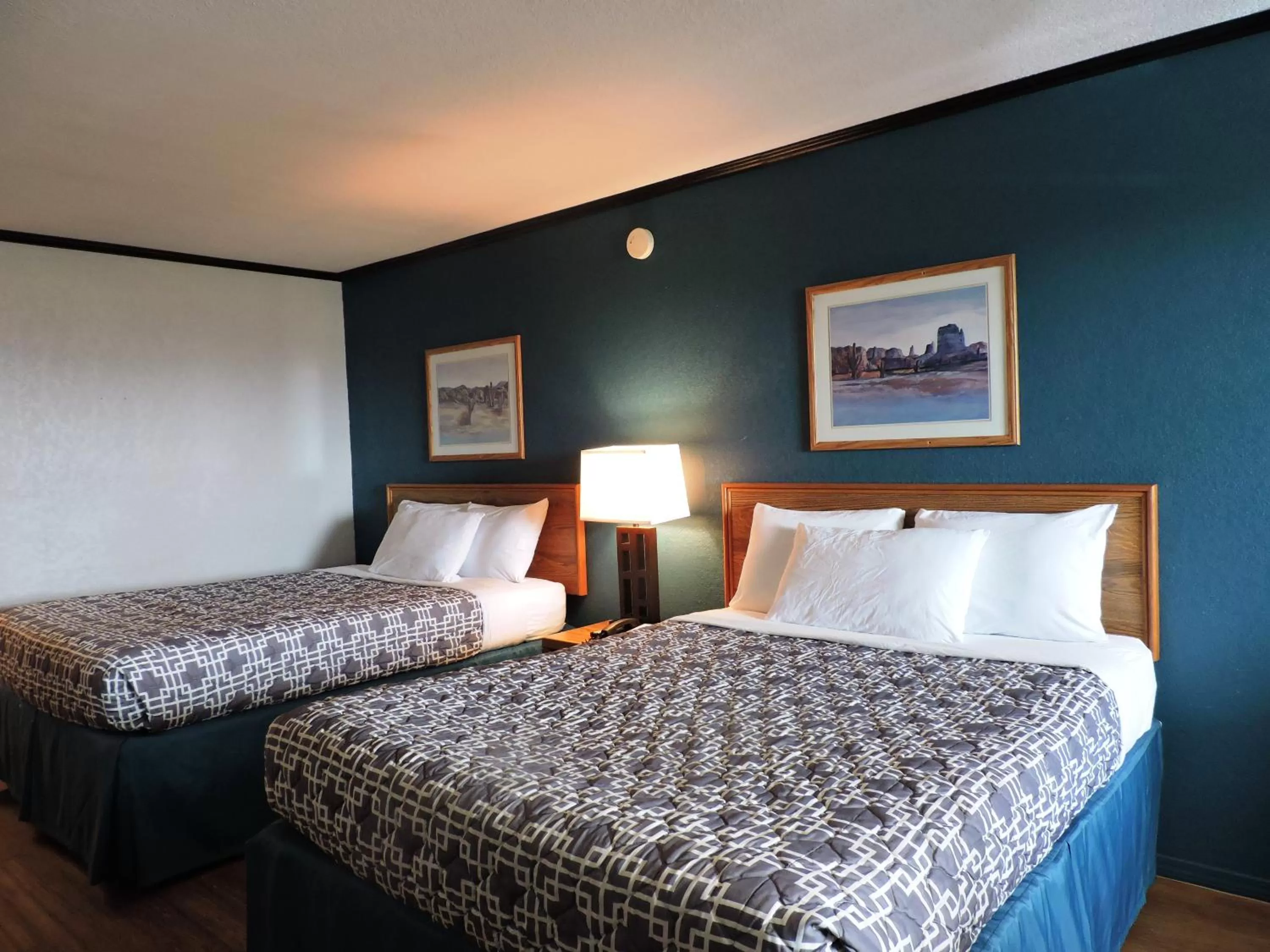 Riata Inn - Presidio