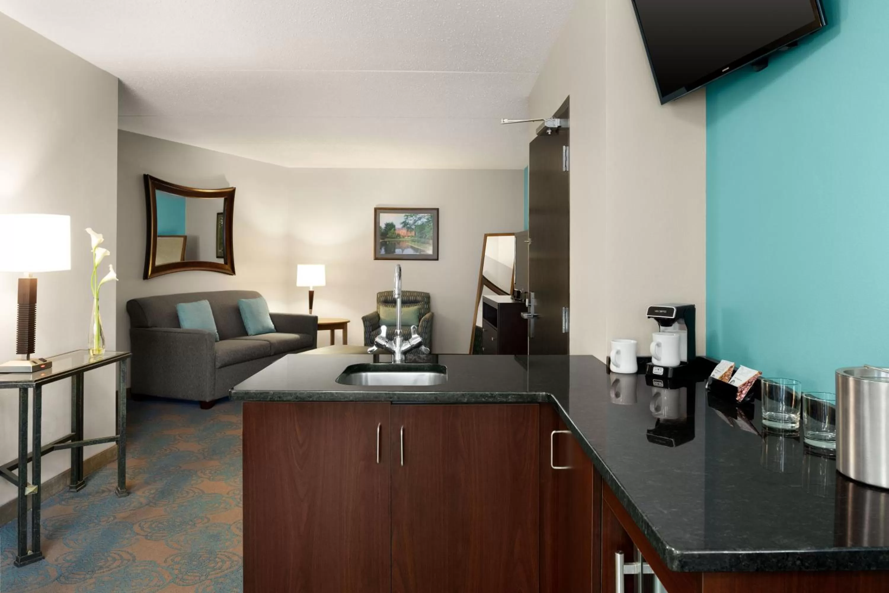 Kitchen or kitchenette, Bed in The Inn at Saint Mary's