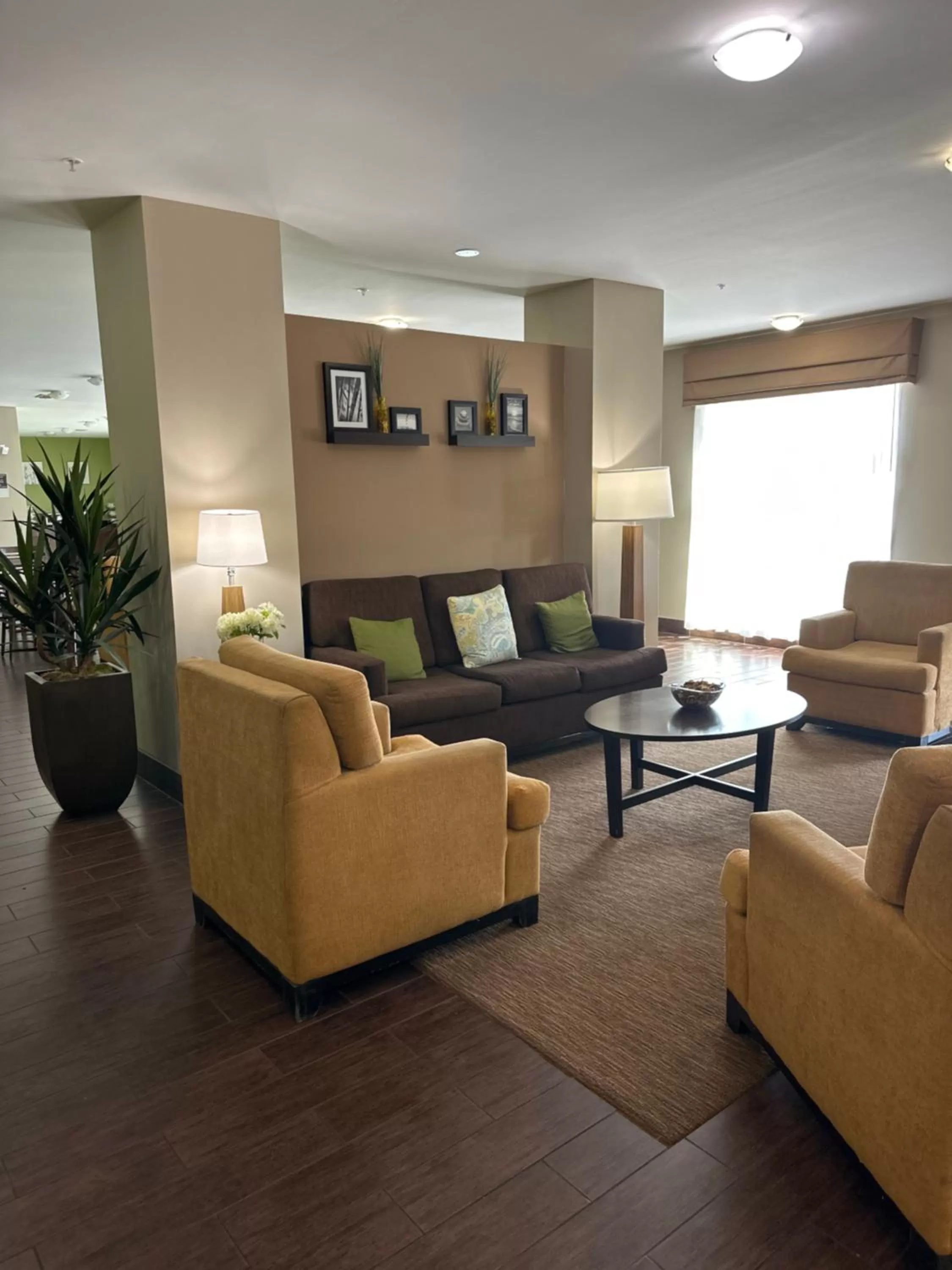 Seating area in Sleep Inn & Suites Gulfport