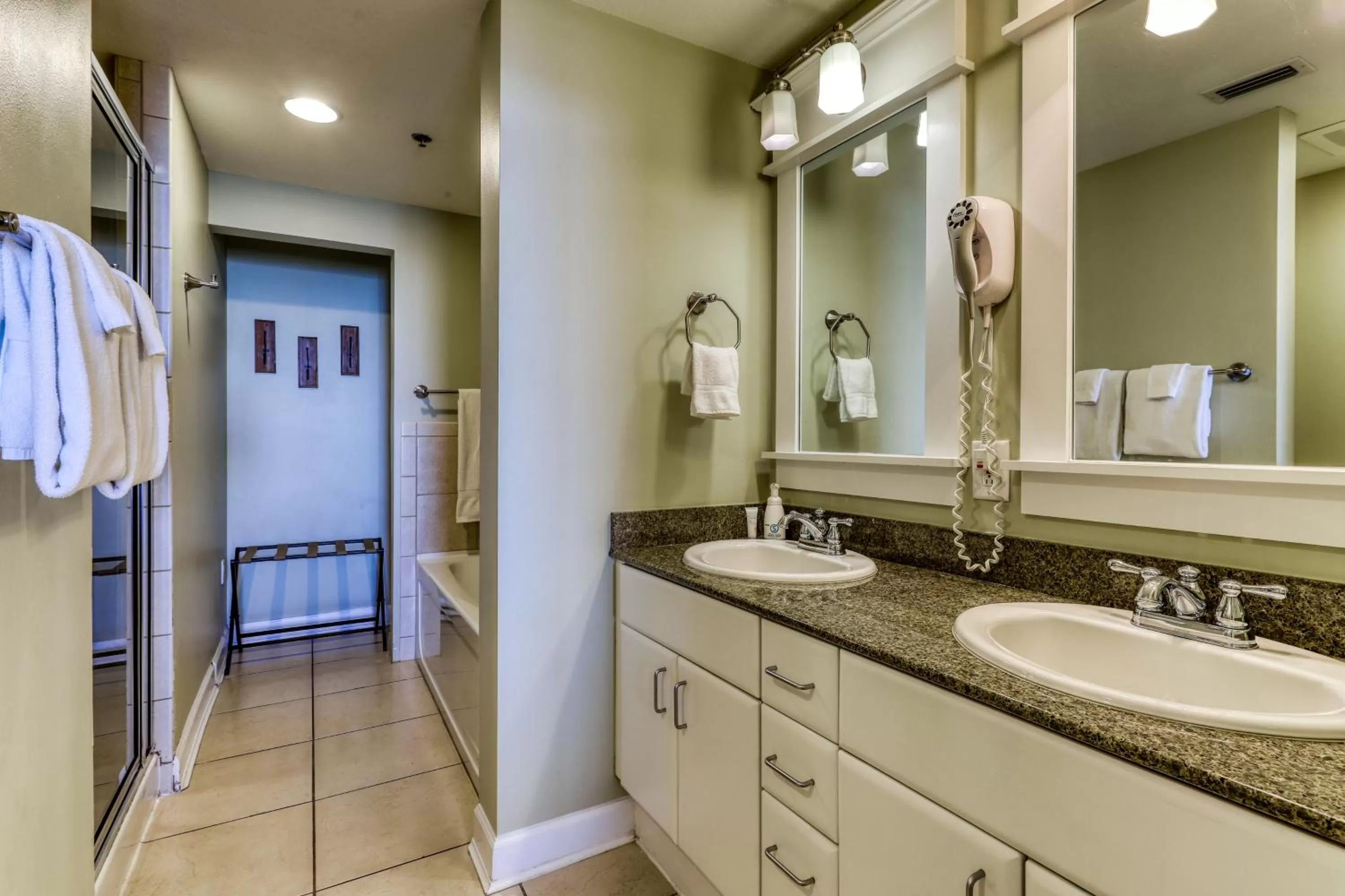 Bathroom in Grand Panama Beach Resort #T1-1402