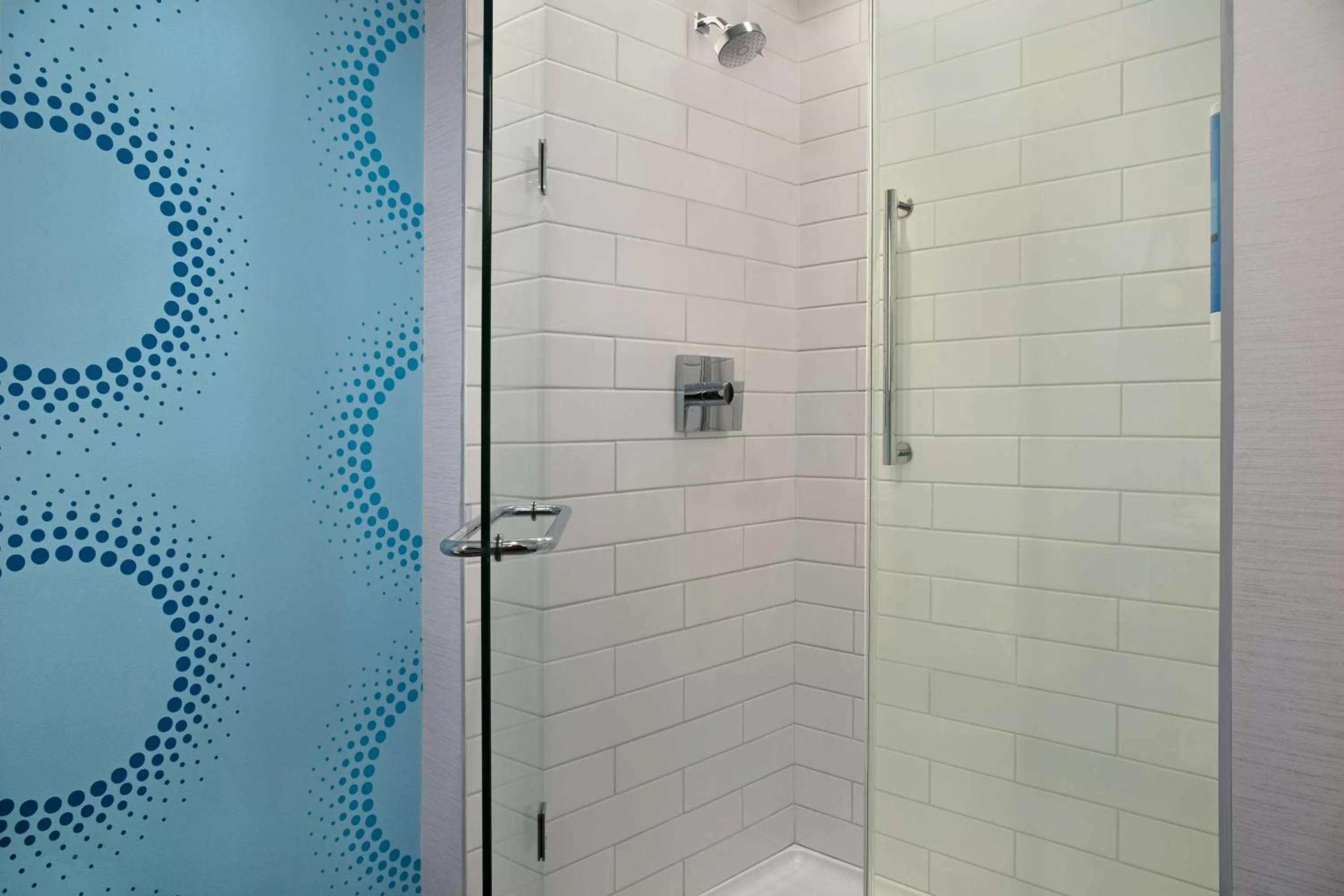 Bathroom in Tru By Hilton Toronto Airport West