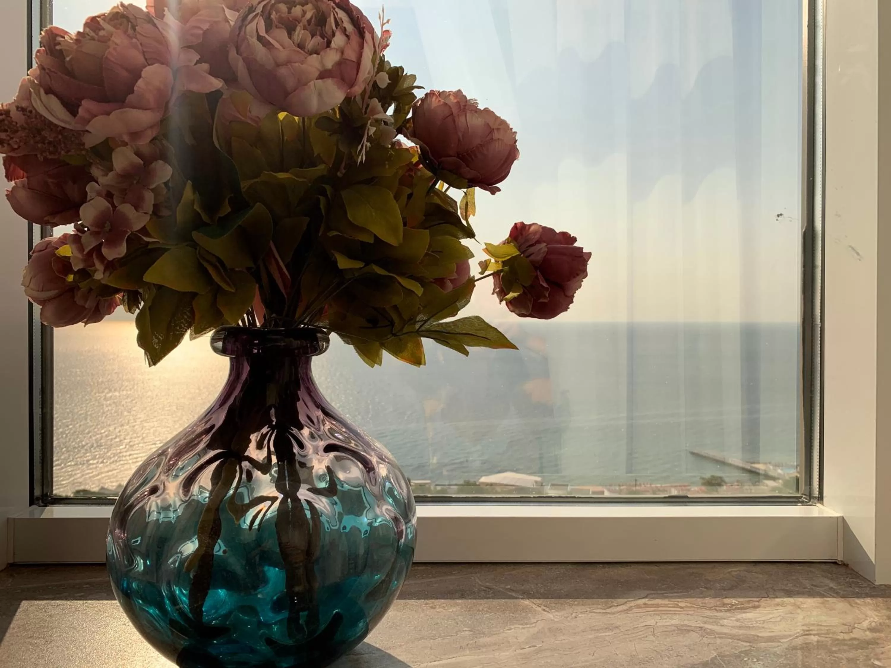 Photo of the whole room in Horizon Hotel