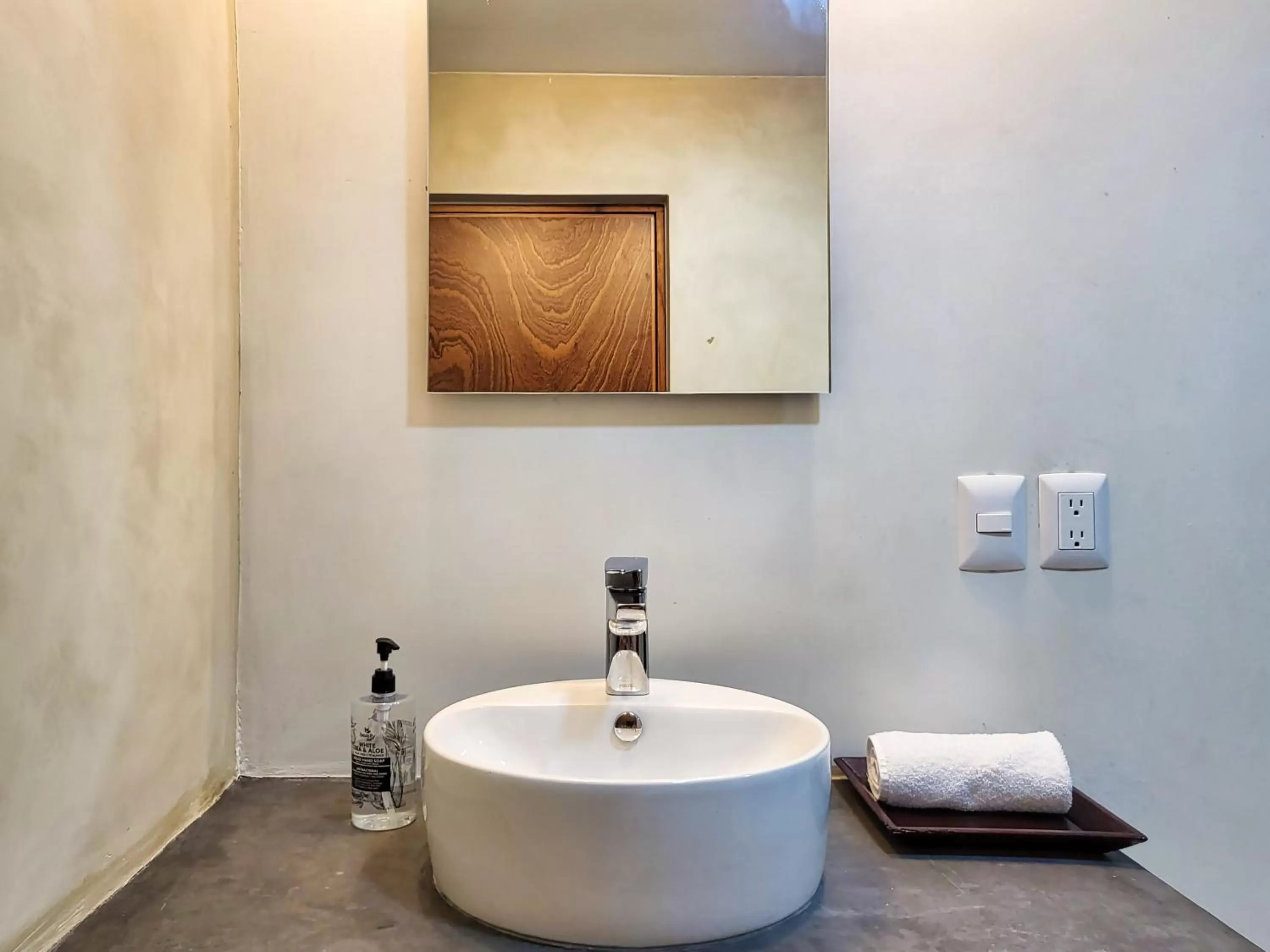 Bathroom in Humant Coliving - Cancún