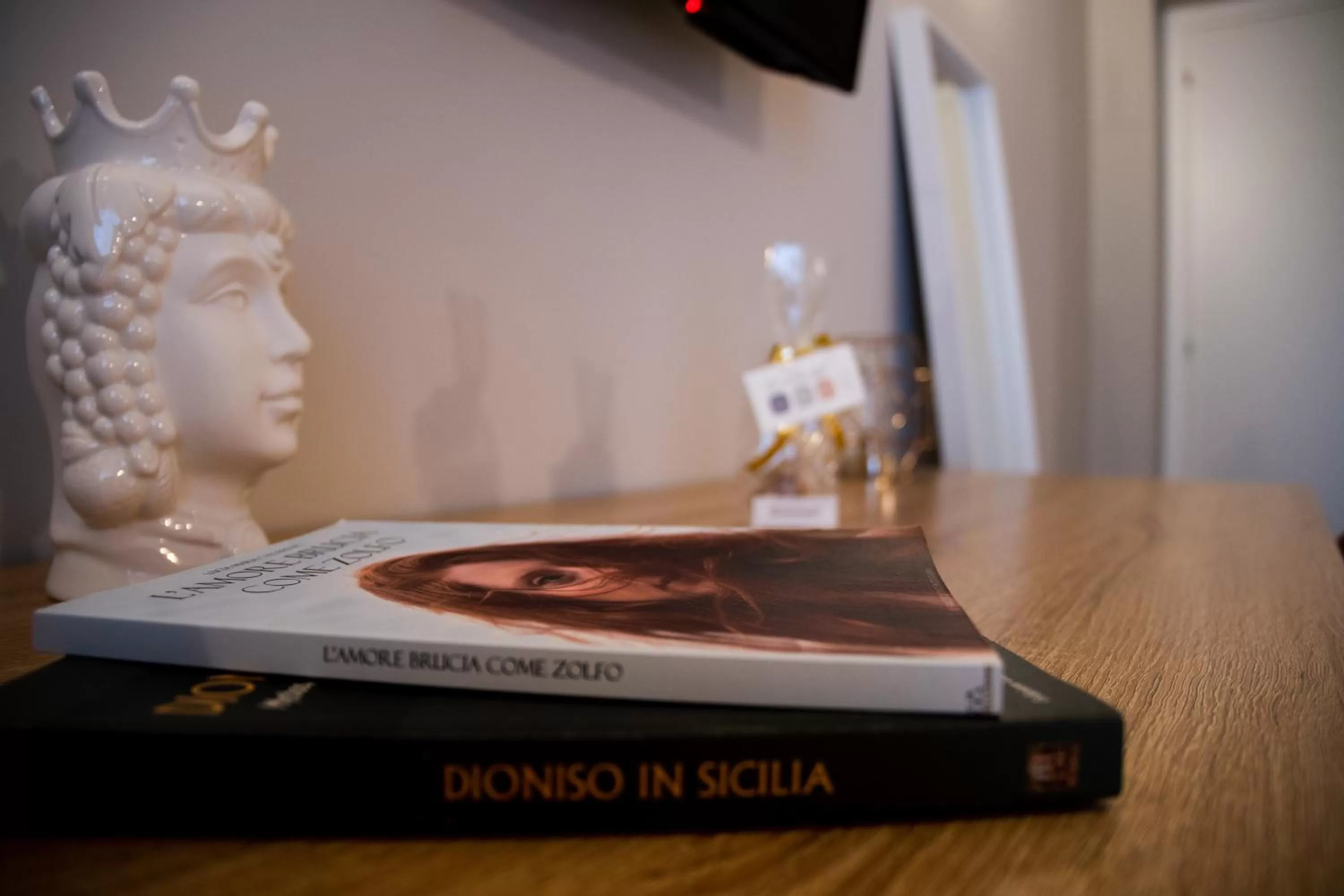 Decorative detail, TV/Entertainment Center in B&B civico 92