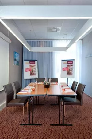 Business facilities in Mercure Hotel Hamburg am Volkspark