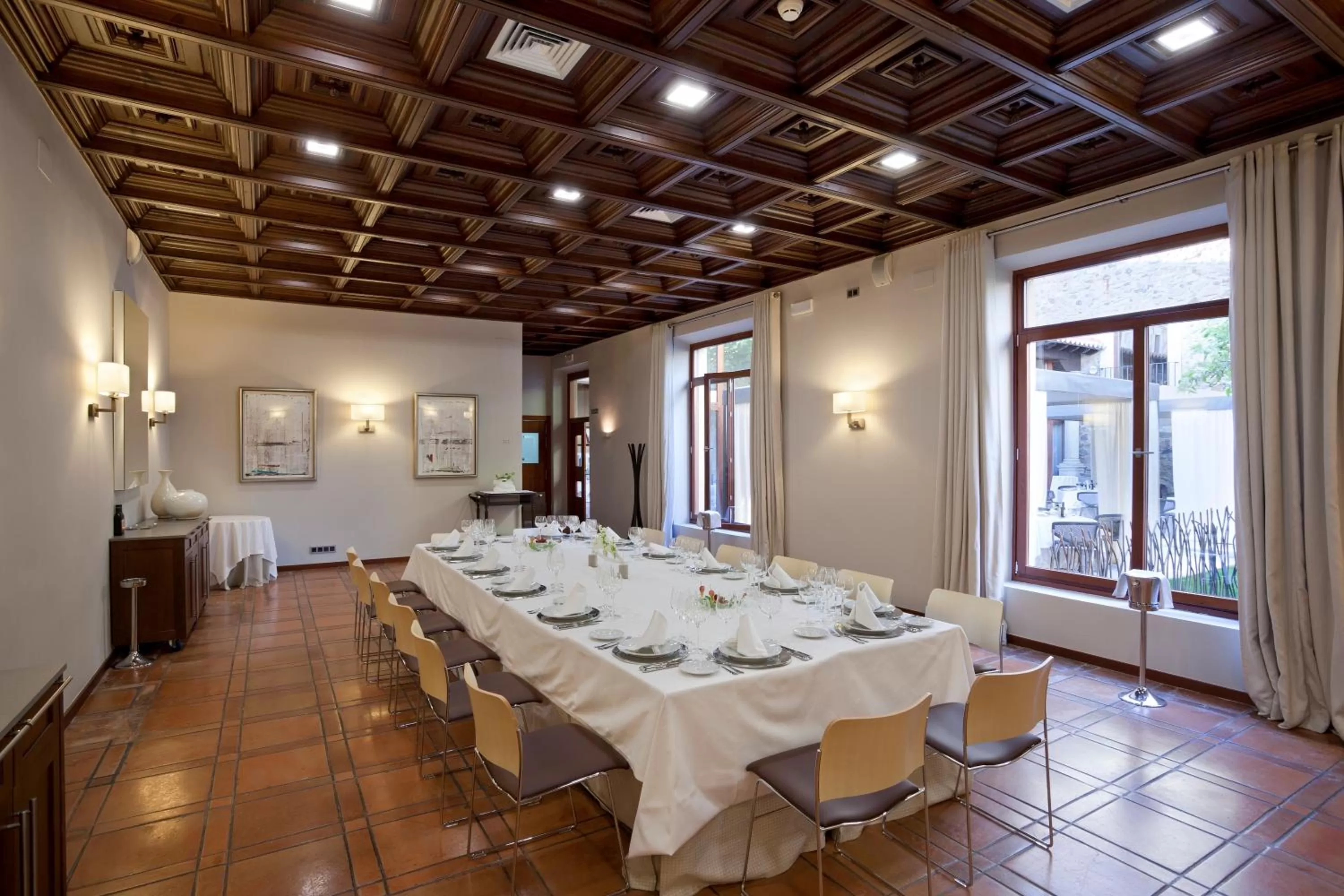 Restaurant/places to eat in Parador de Caceres