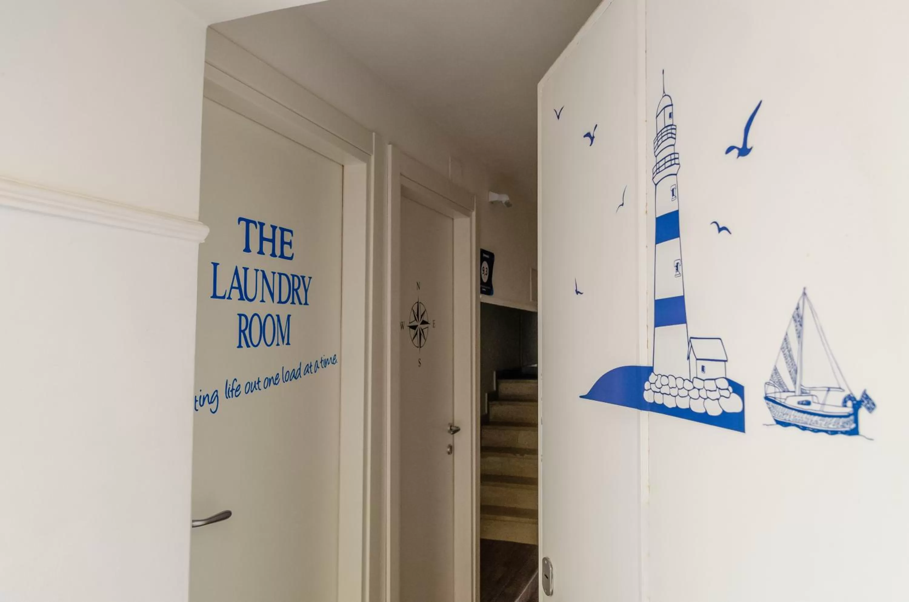 Facade/entrance in Domatia