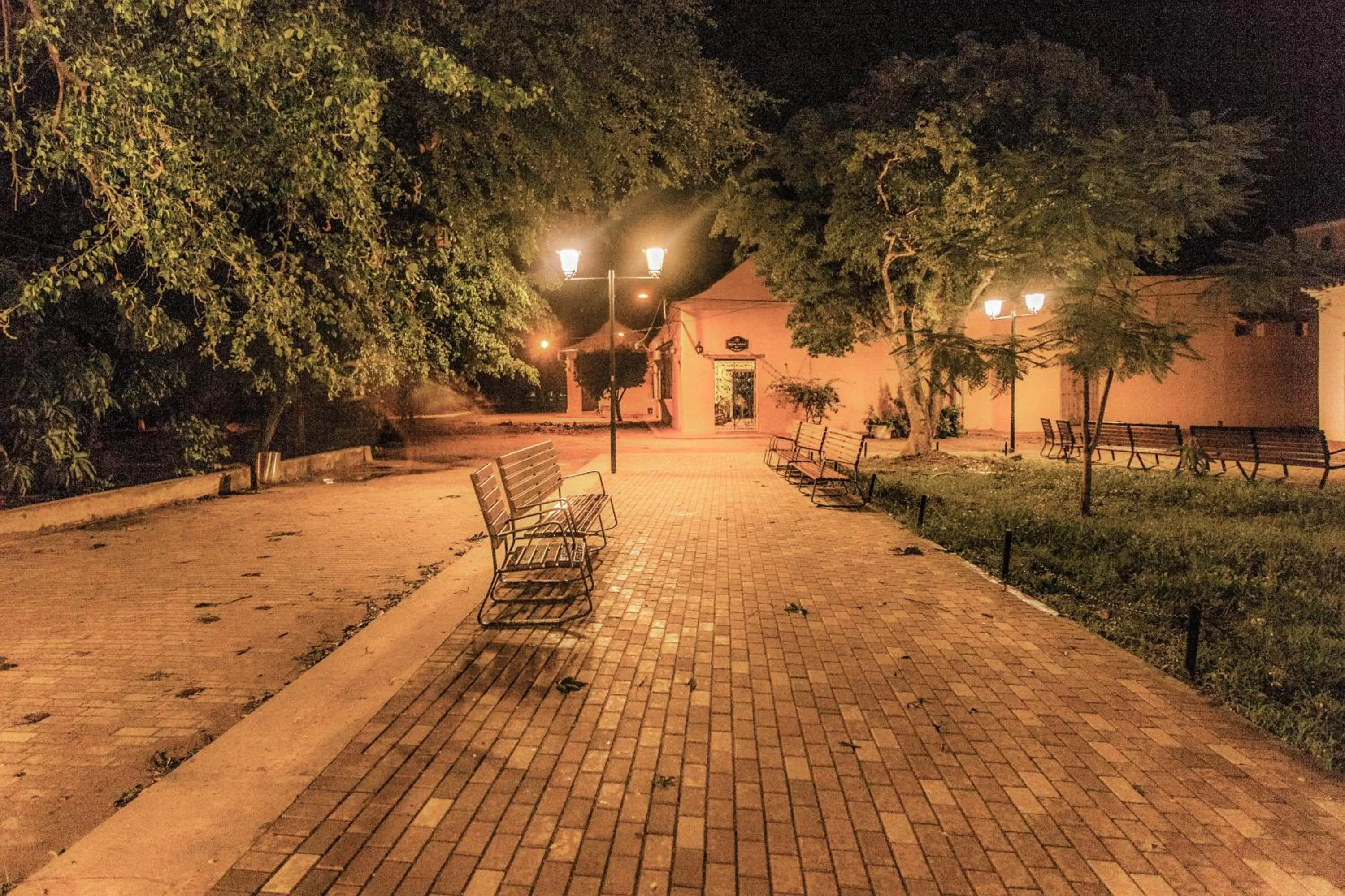Facade/entrance in La Casa Amarilla