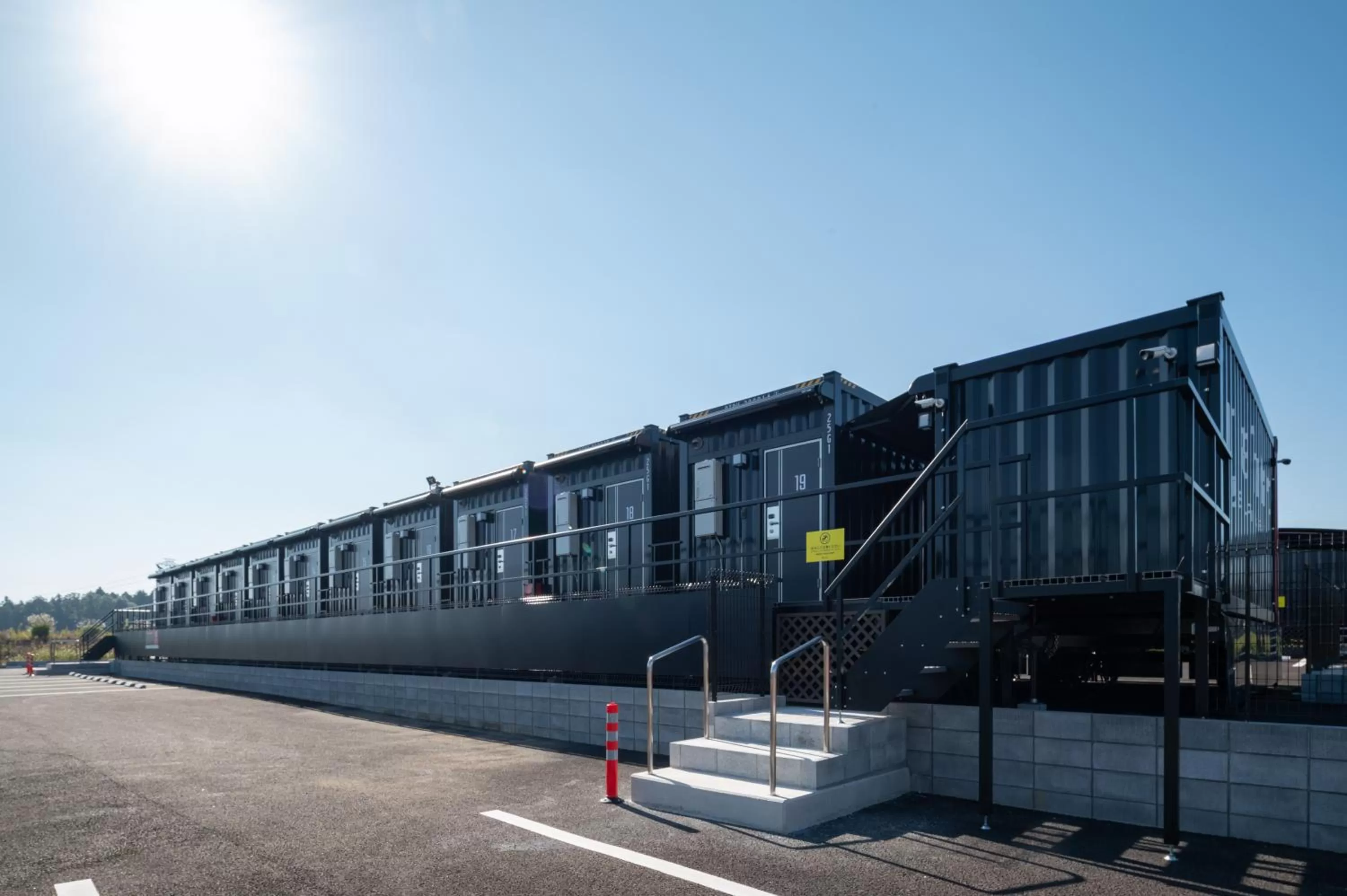 Property building in HOTEL R9 The Yard Ami