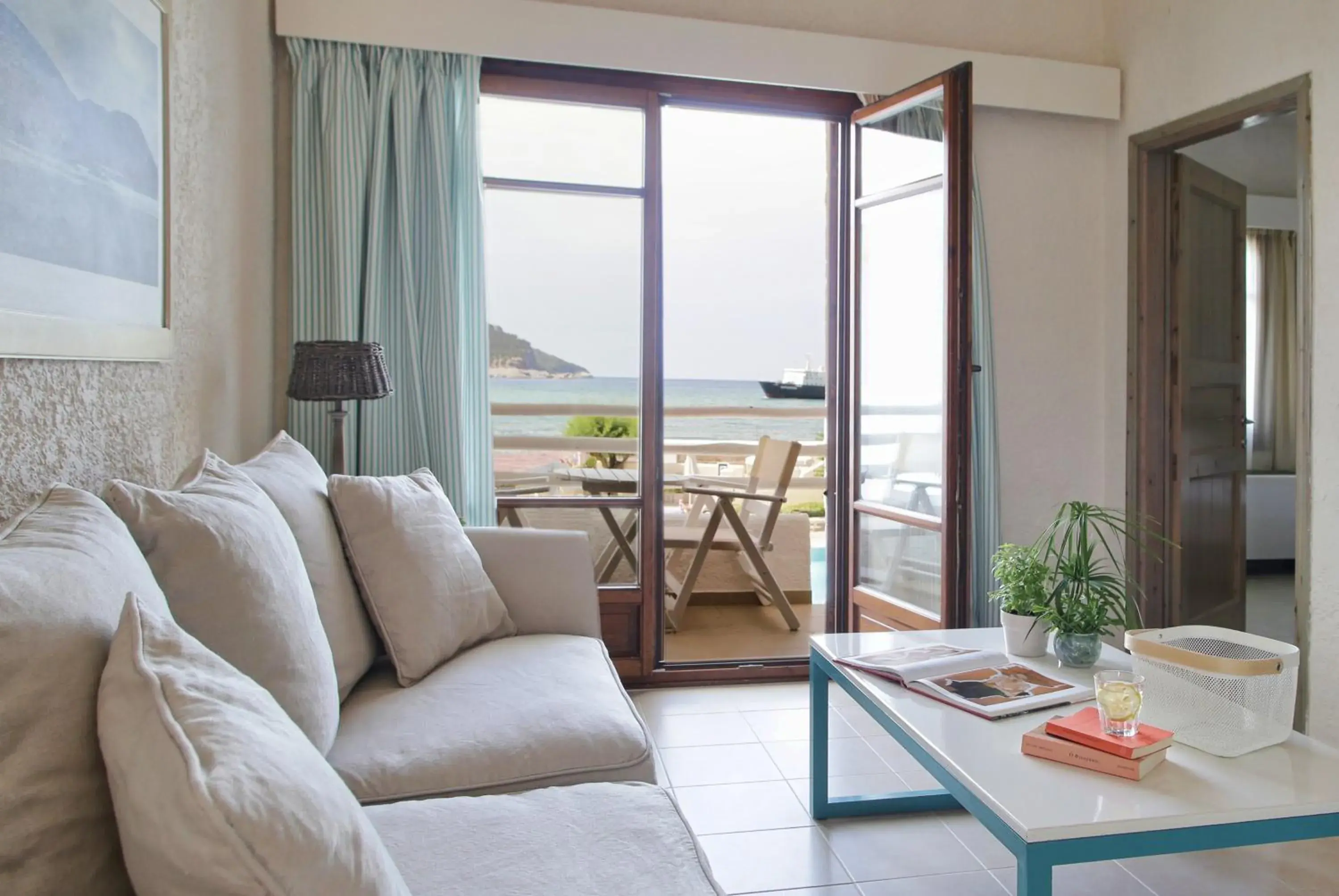 2-Bedroom Suite Sea View (3 Adults + 2 Children) in Skopelos Village Hotel 2-Bedroom Suite Sea View (3 Adults + 2 Children) in Skopelos Village Hotel