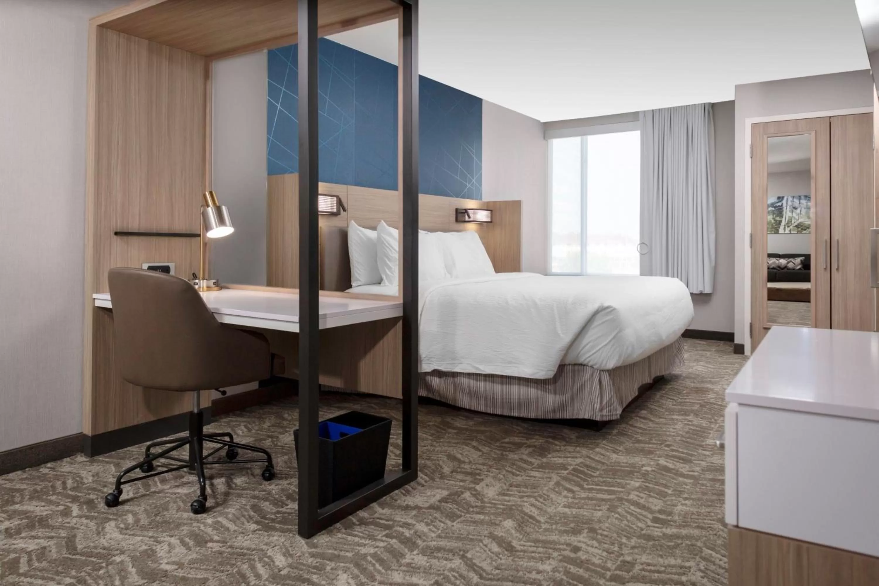 King Studio Suite with Trundle Bed and Roll-in Shower - Mobility and Hearing Accessible in SpringHill Suites Kansas City Airport