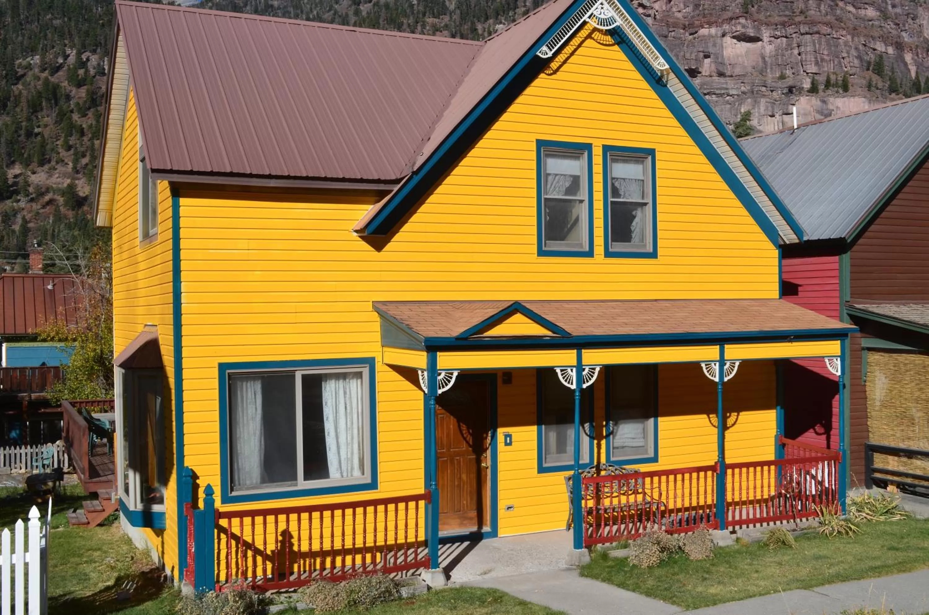 Property building in The Ouray Main Street Inn
