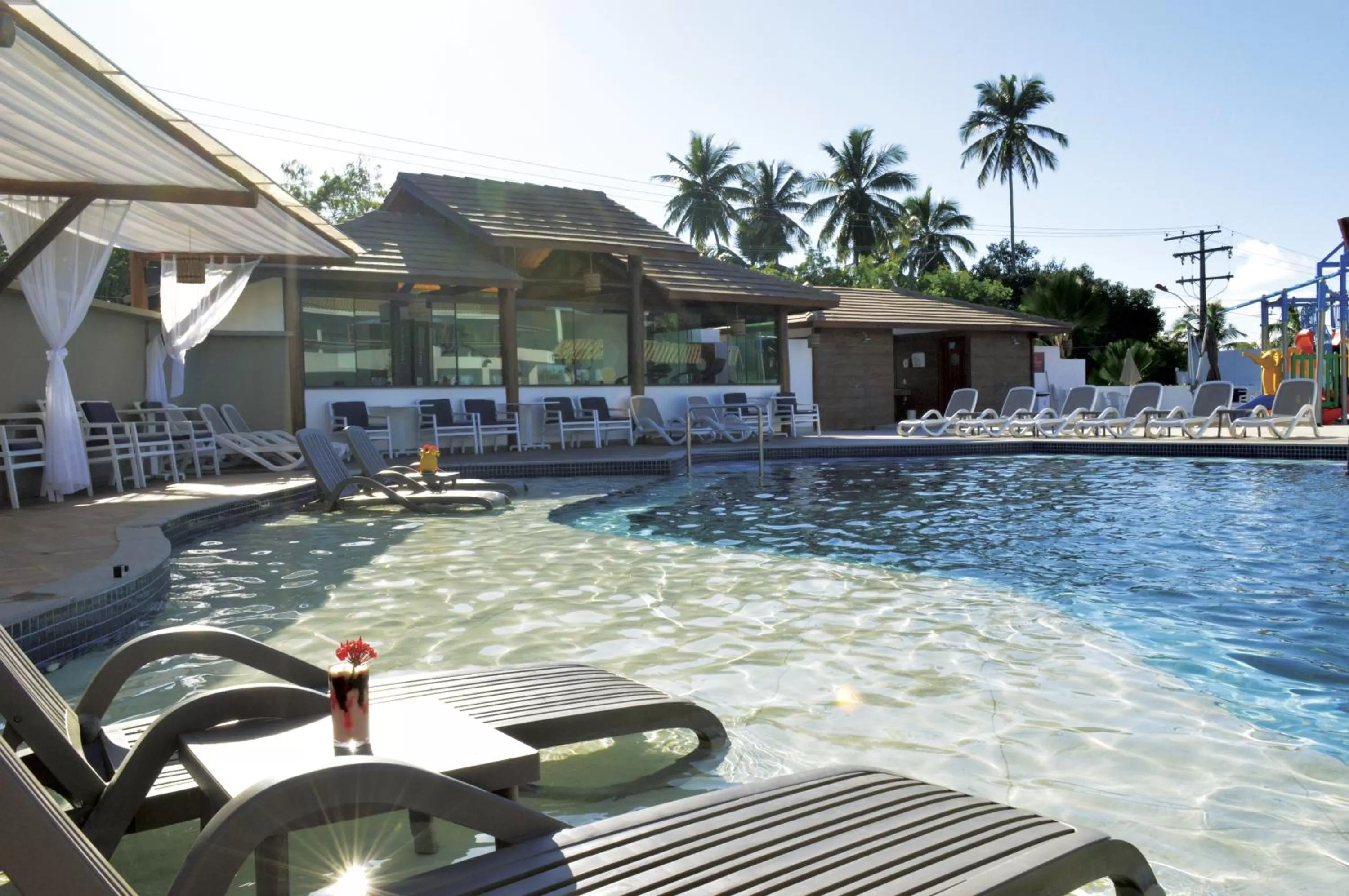 Swimming pool in Sueds Plaza