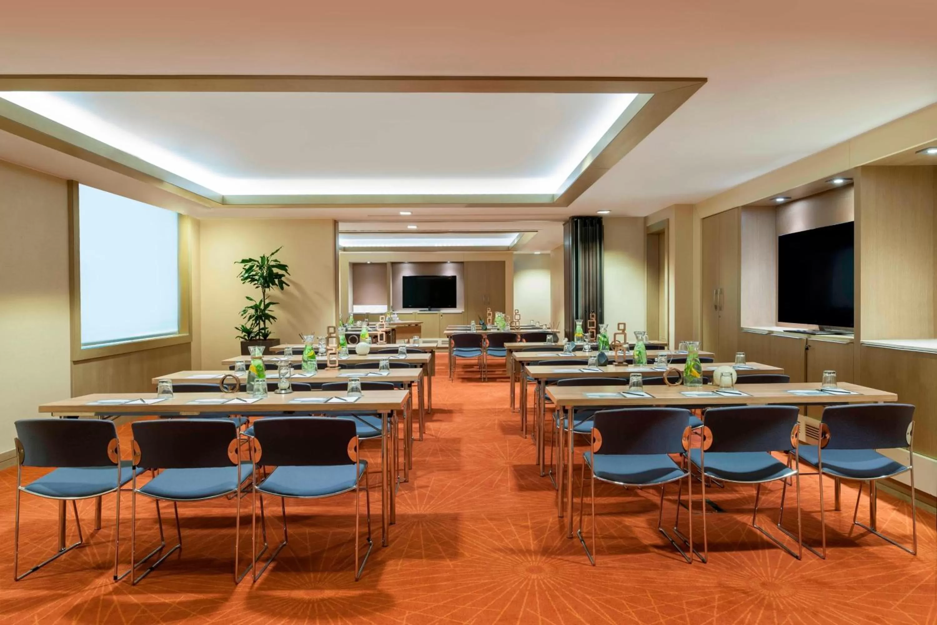 Meeting/conference room in Renaissance Istanbul Polat Bosphorus Hotel