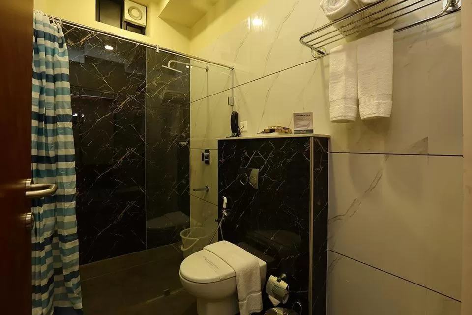 Bathroom in Hotel New York Square