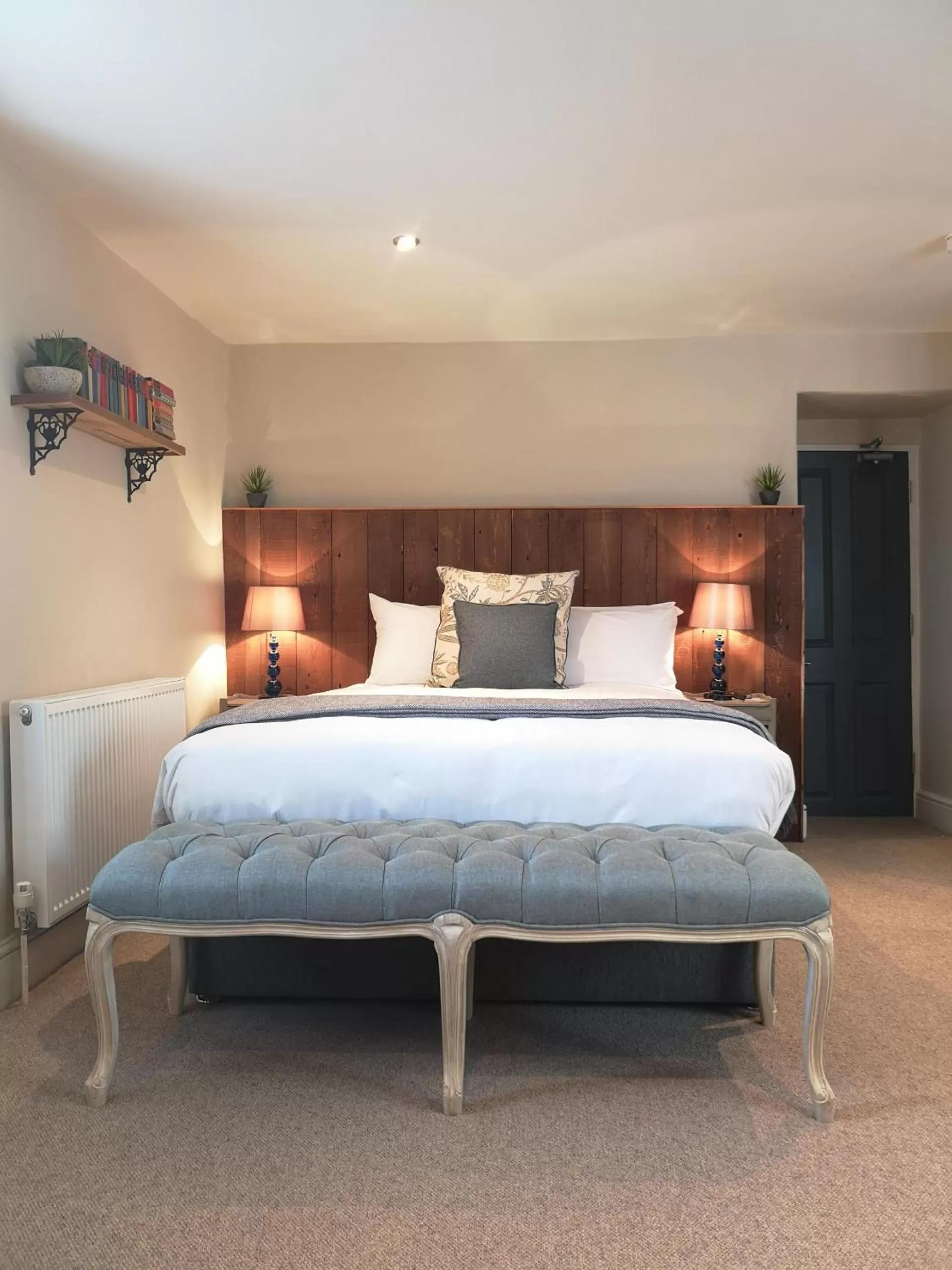 Bedroom, Bed in The Steam Packet Inn