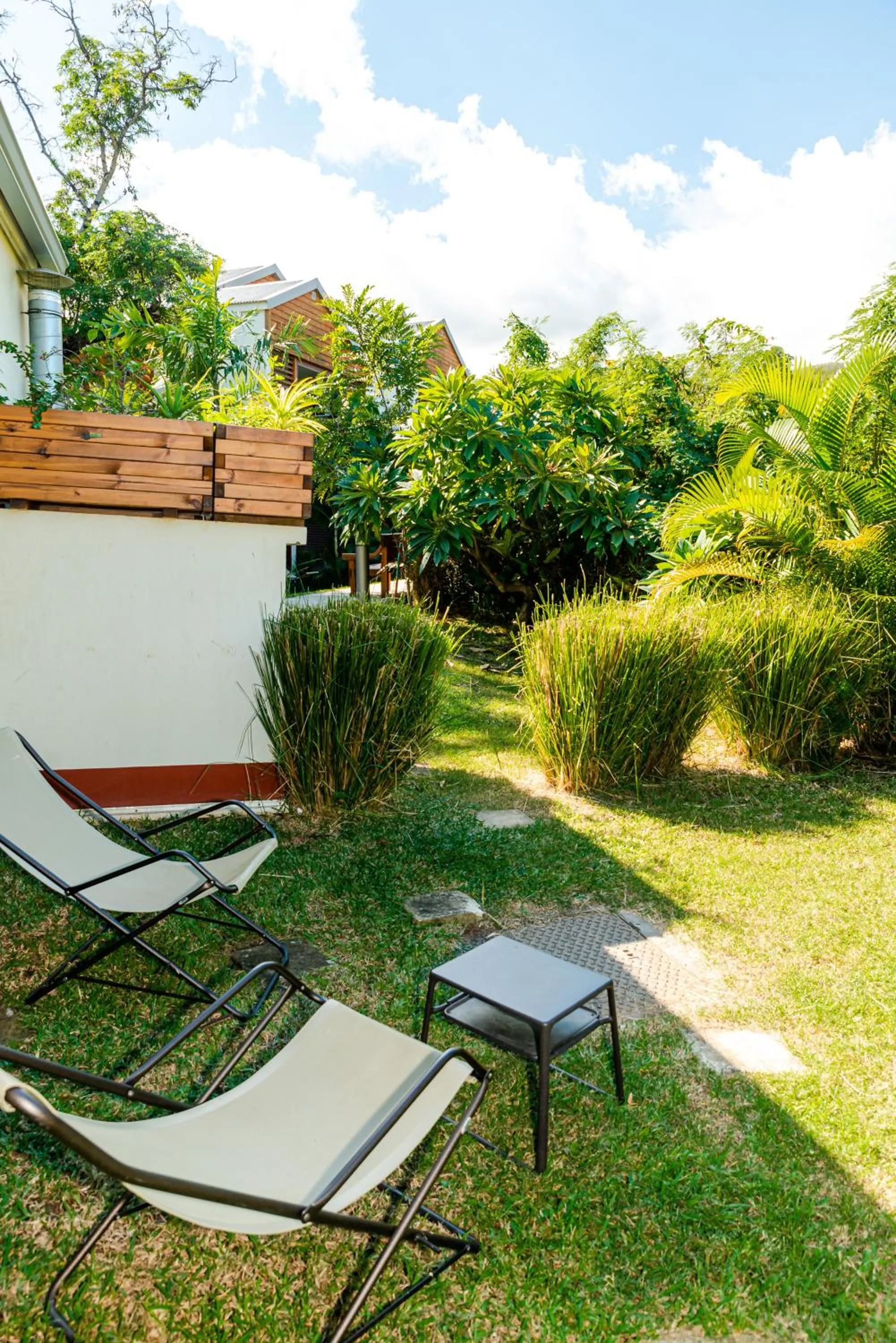 Garden in Tama Hotel