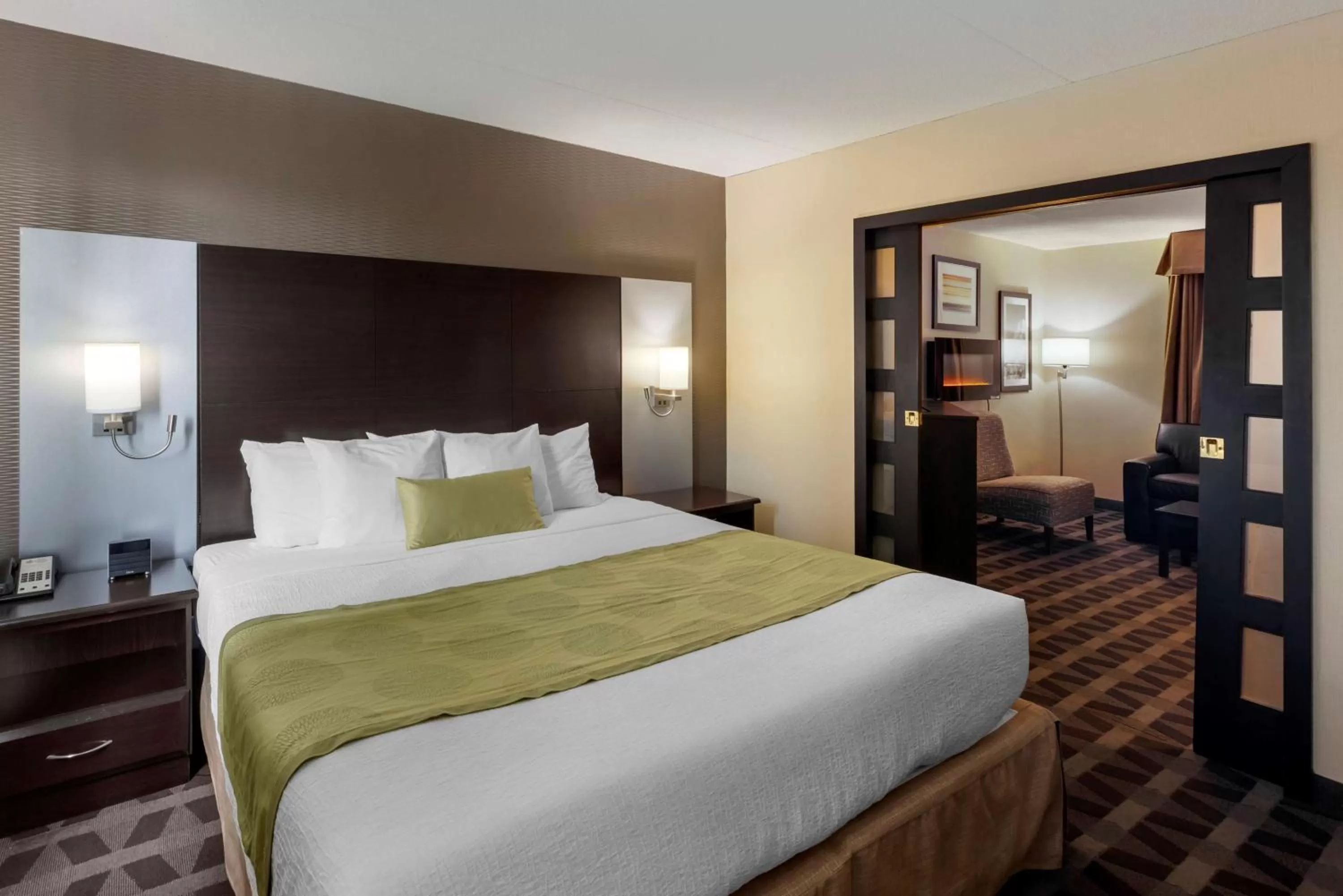 Bedroom, Bed in Best Western Plus Leamington Hotel & Conference Centre