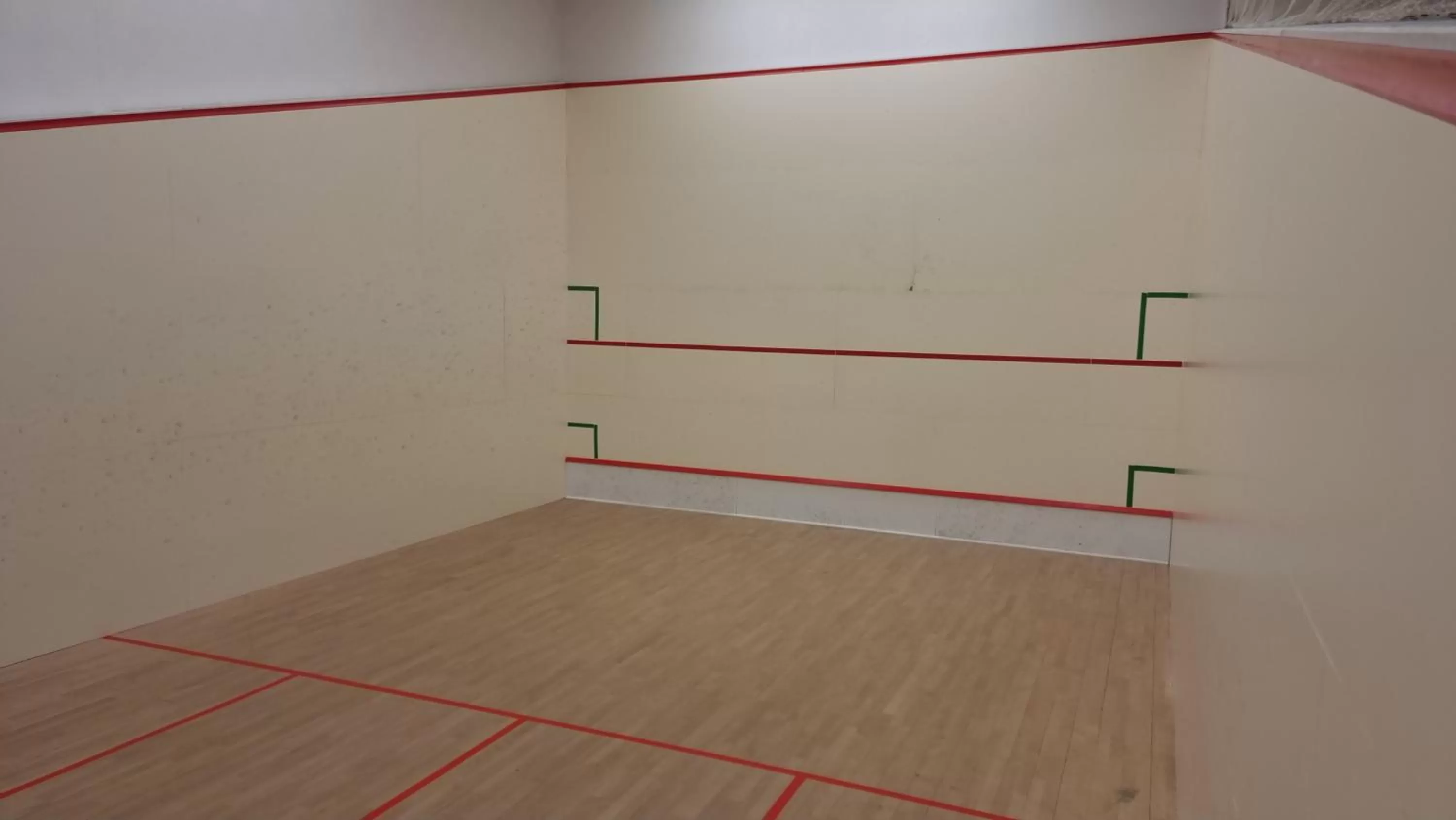 Squash in Olympland Hotel