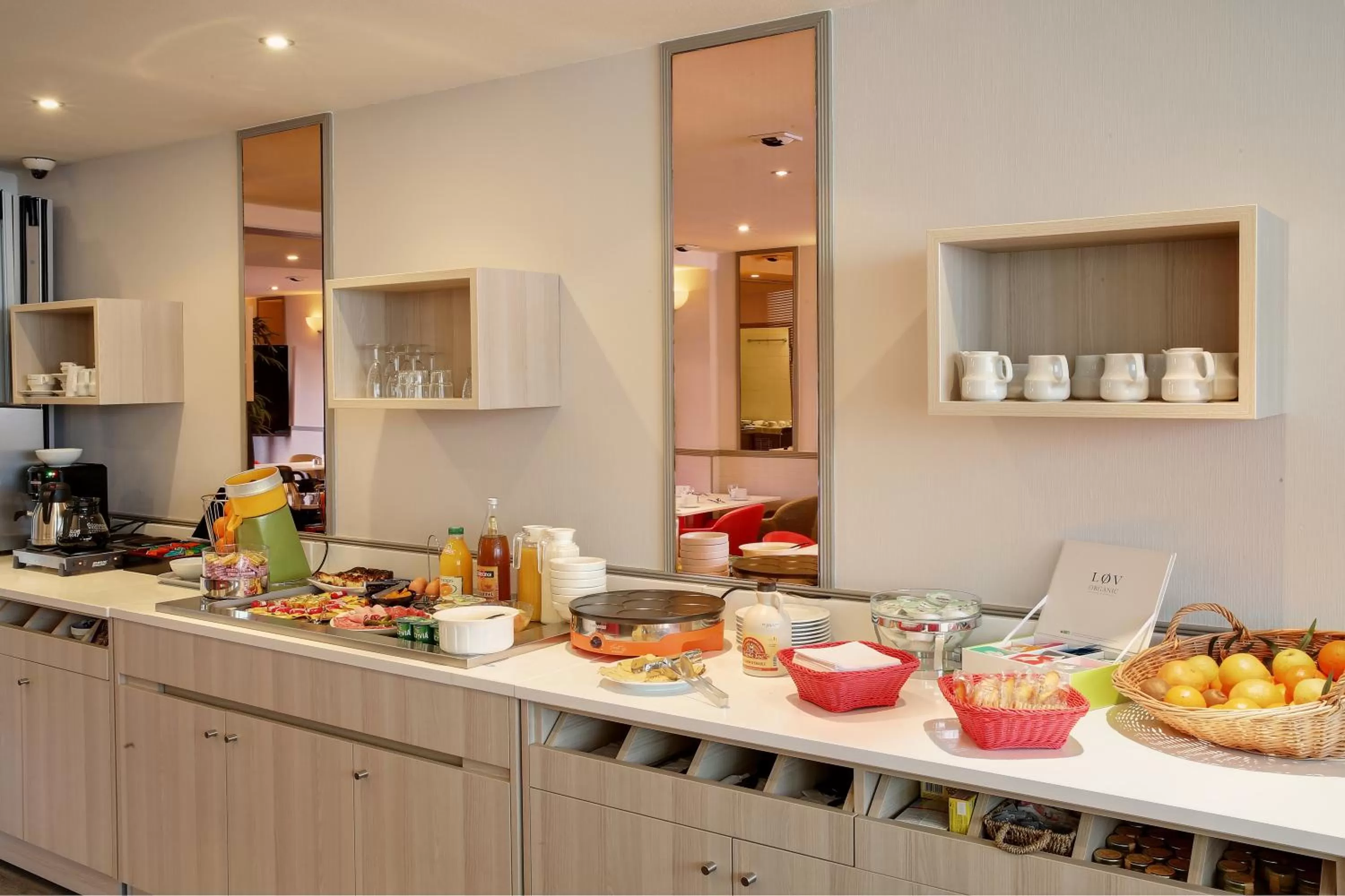 Restaurant/places to eat in Best Western Les Bains Hotel et SPA