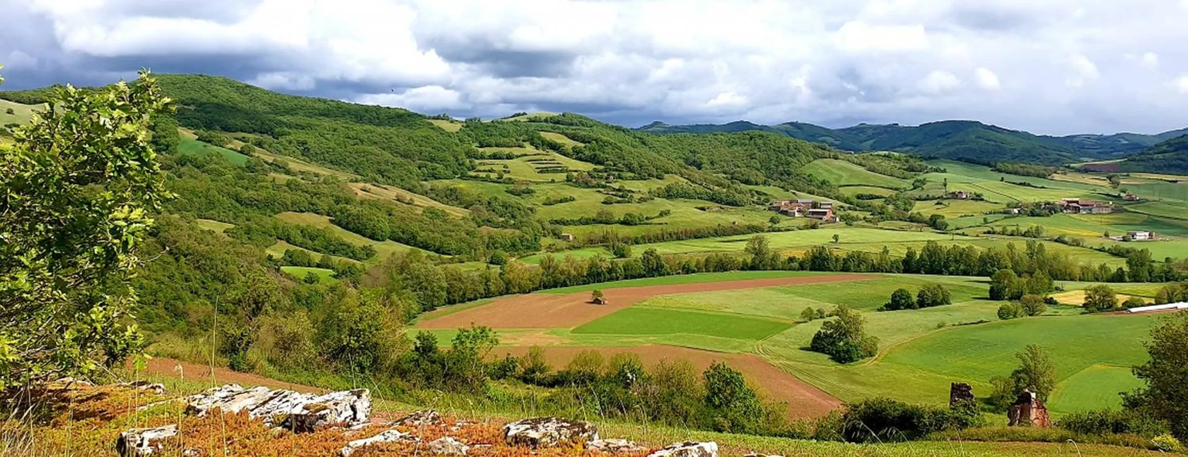 Natural landscape, Bird's-eye View in Hôtel CAP VERT en Aveyron