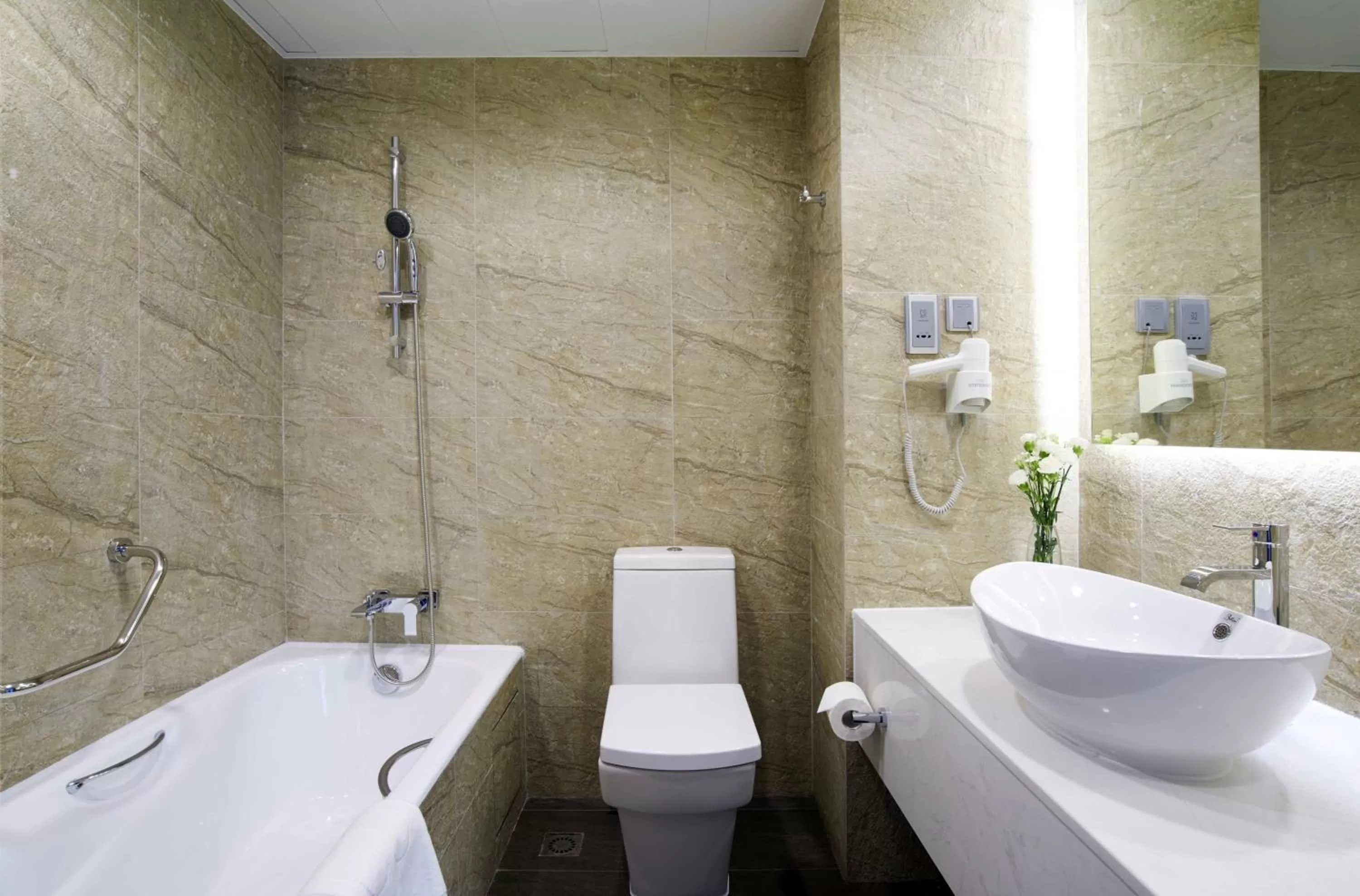 Toilet in The Cityview - Chinese YMCA of Hong Kong